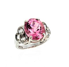 AJD Beautiful 4 Cts Sparkling Pink Tourmaline & Silver Quartz Silver Ring