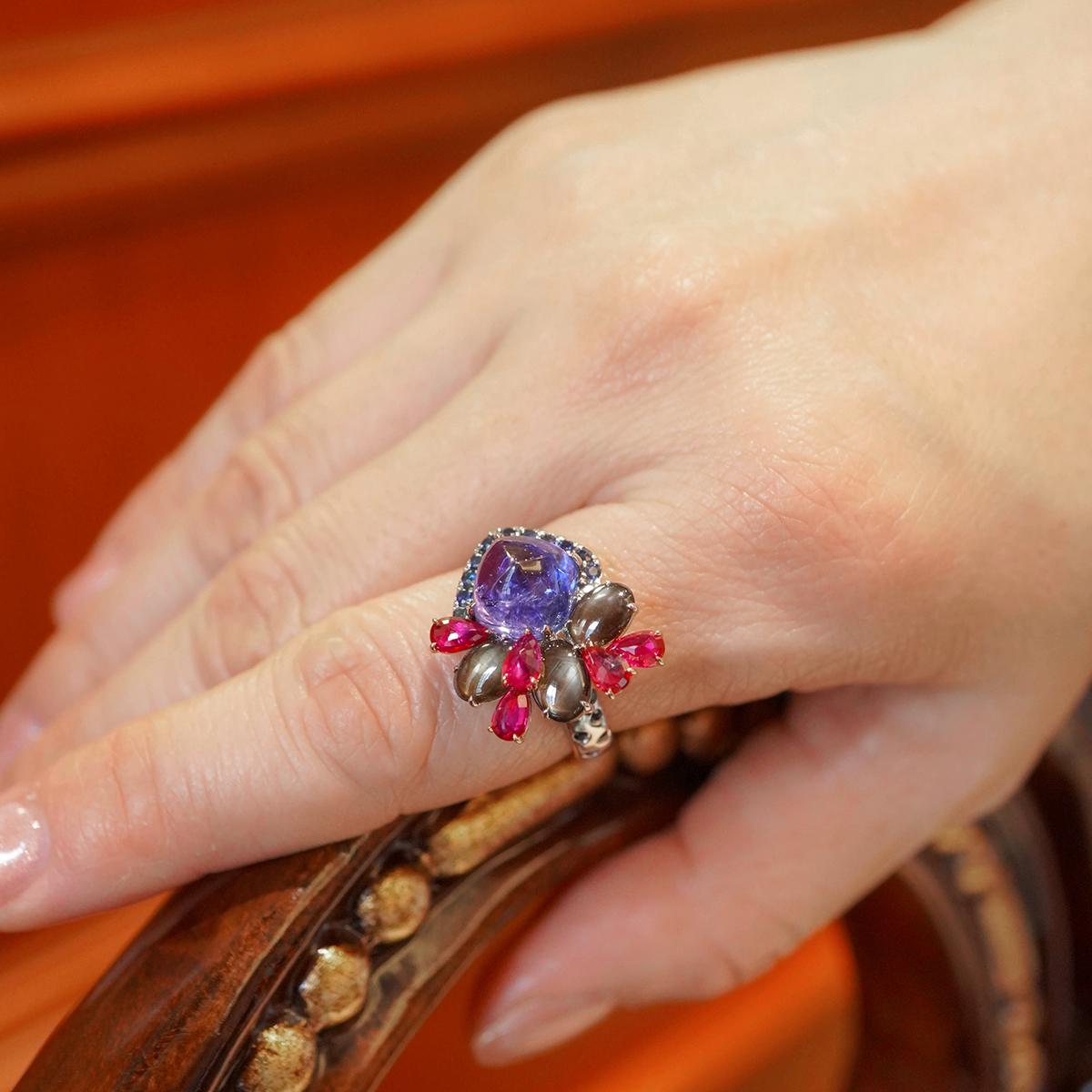 Women's or Men's 4 Carat Tanzanite Sugar Loaf Ruby Sapphire Colorful 18K Ring For Sale