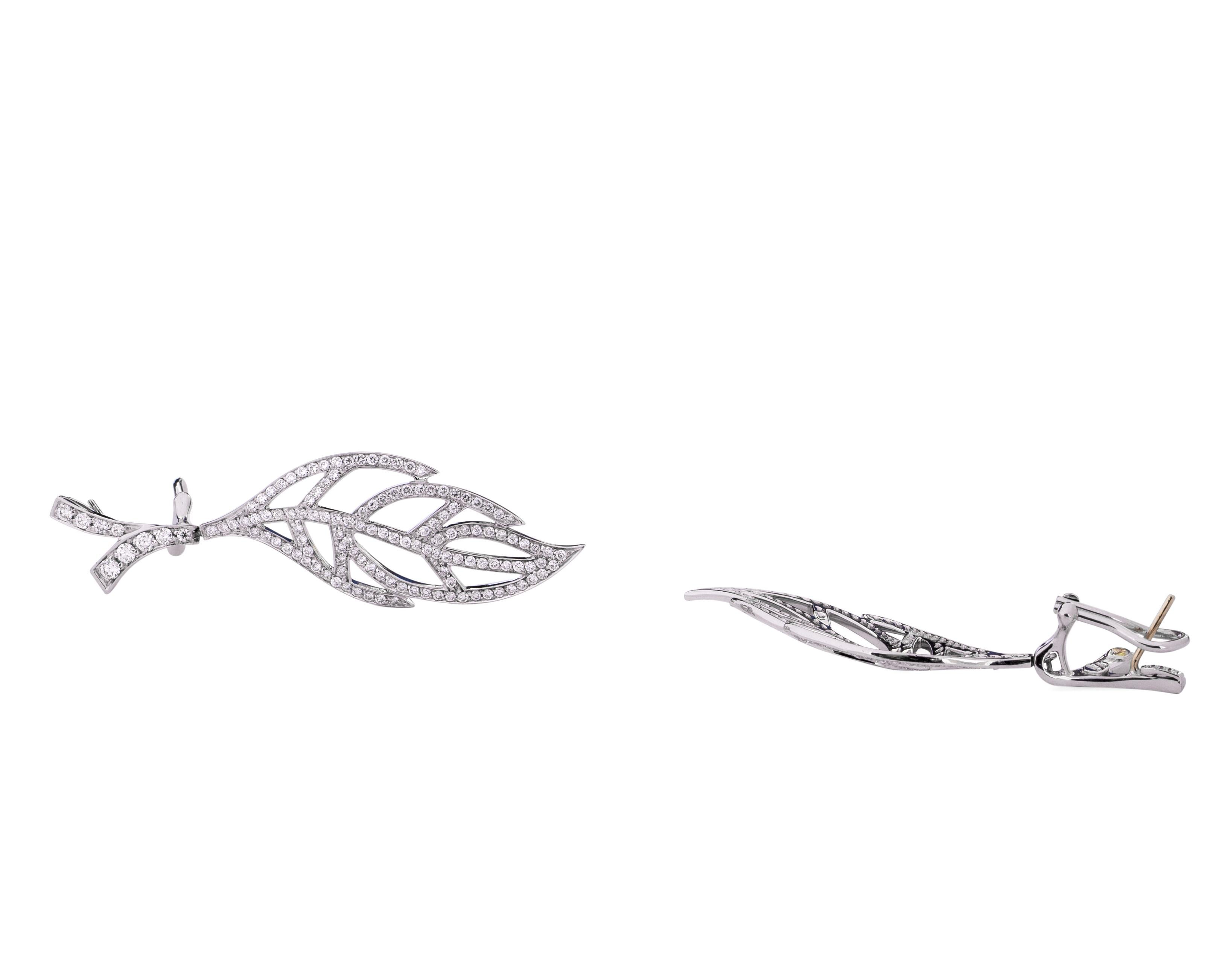 Modern 4 Carat Total Diamond Leaf Drop Dangling Earrings, 18 Karat Gold For Sale