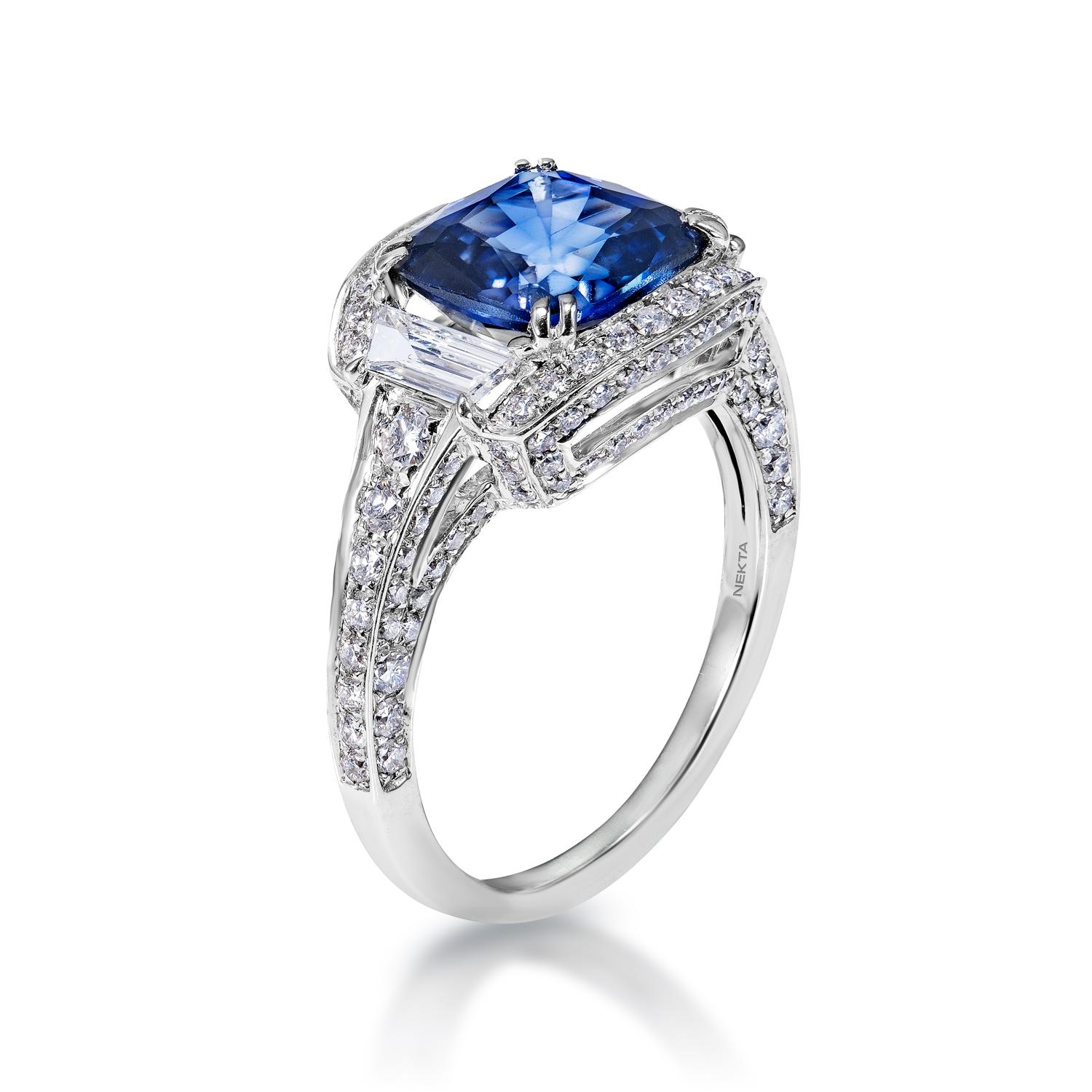 Cushion Cut 4 Carat Vintage Inspired with Step Cut Blue Sapphire Ring Certified For Sale