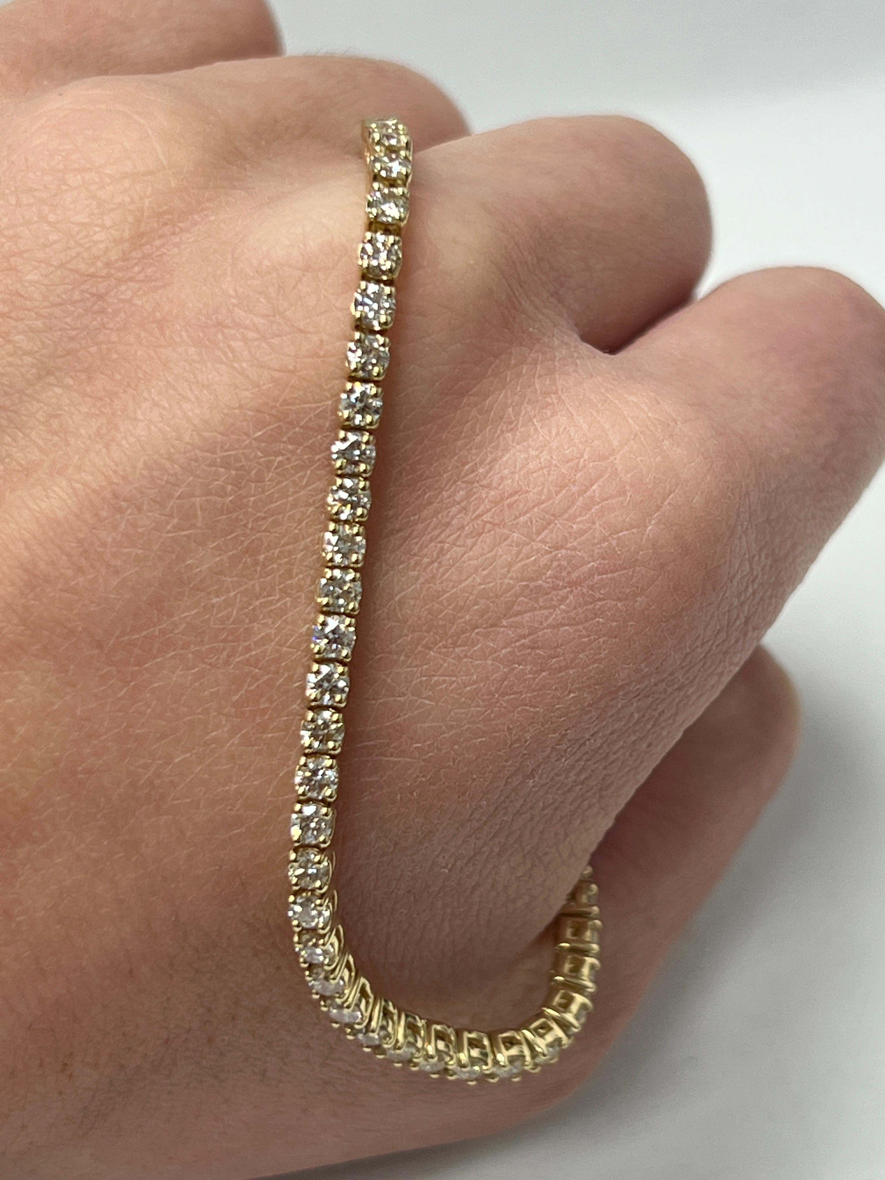 Round Cut 4 Carat Yellow Gold Diamond Bracelet For Sale