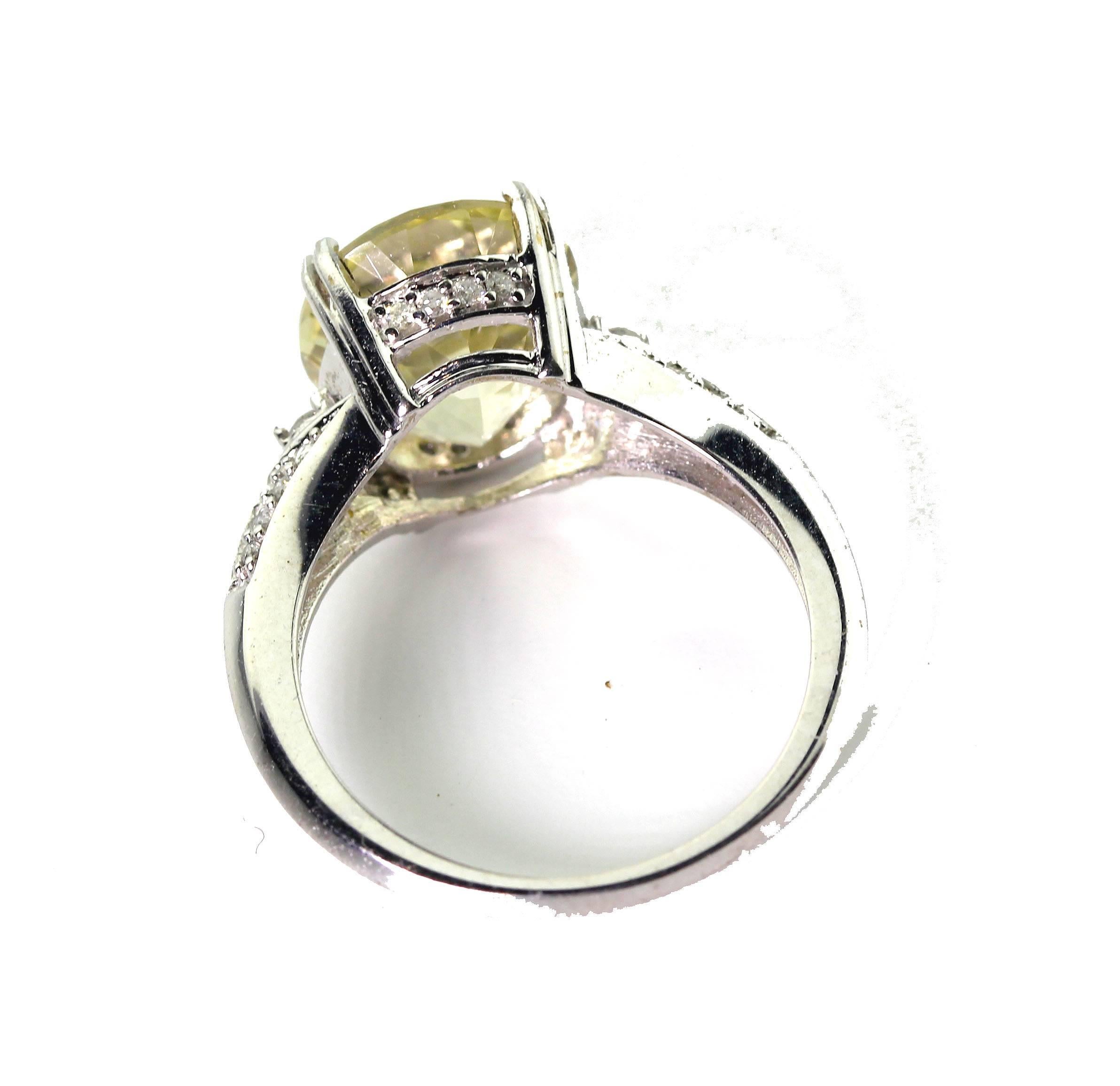 AJD Unique White Diamonds Enhance this 4 Cts Yellow Labradorite Gold Ring 1