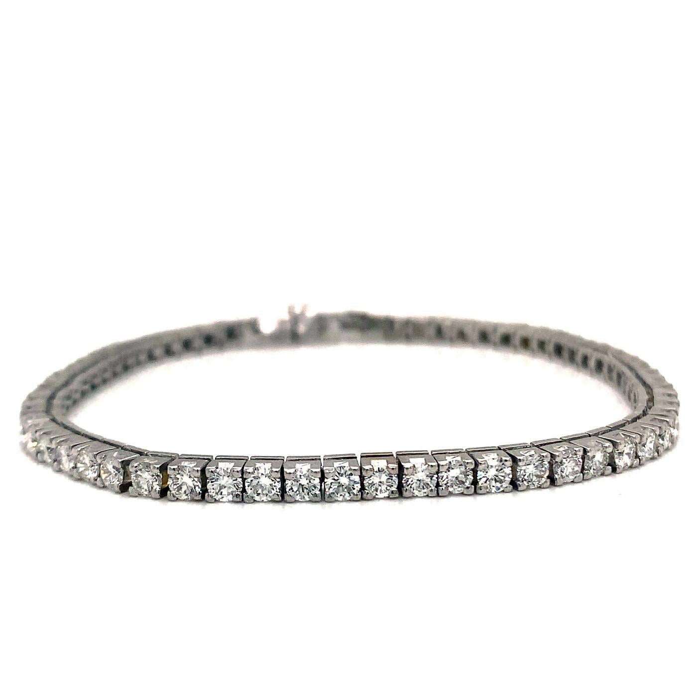 Diamant-Tennisarmband 4 Karat 18K Weißgold (Moderne)