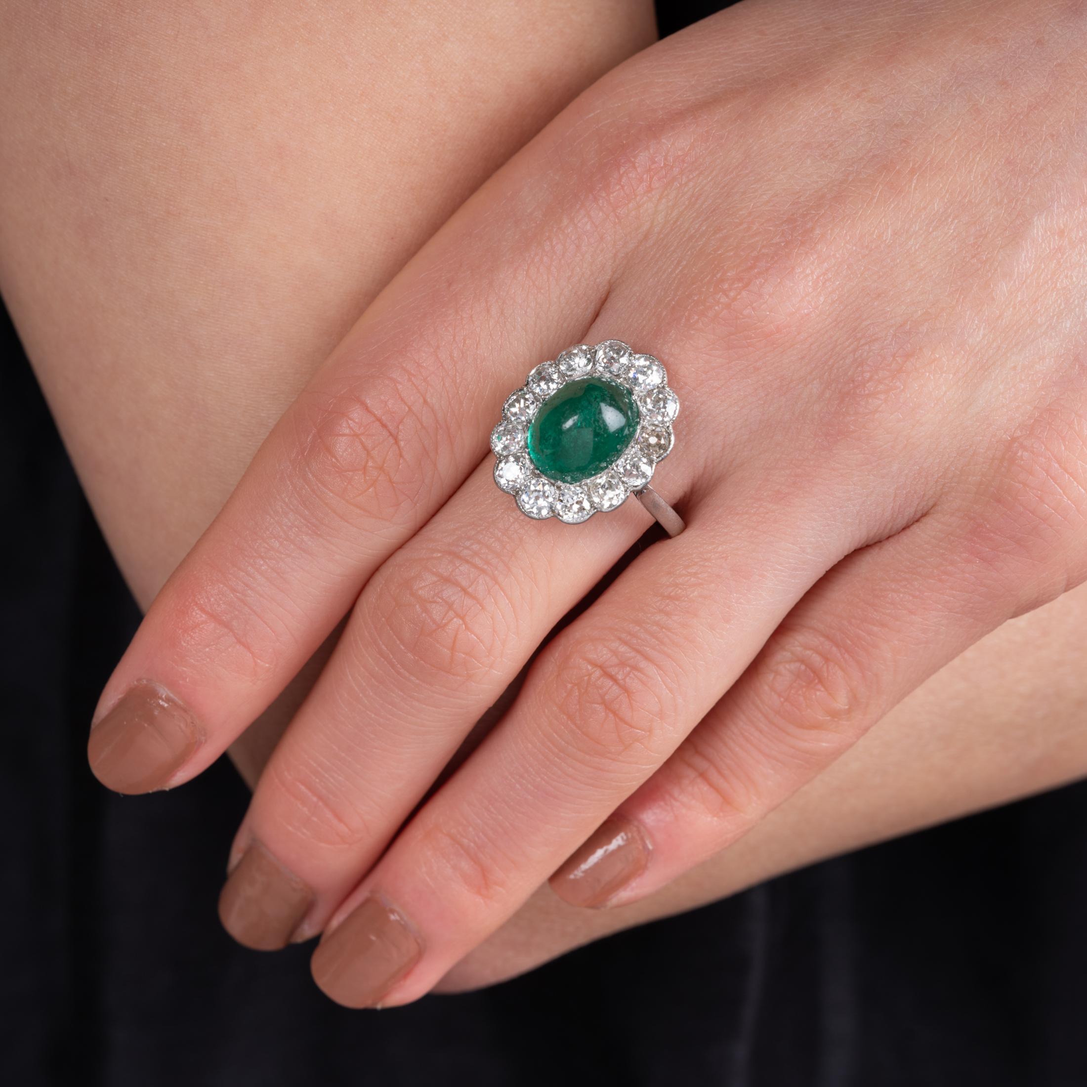 4 Carats Emerald and Diamonds French Belle Epoque Ring For Sale 2