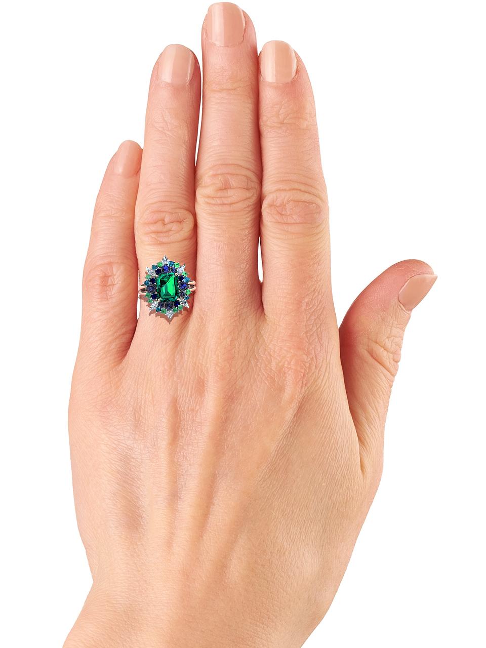Emerald Cut 4 Carats Green Blue Tourmaline Diamond Cocktail Ring For Sale