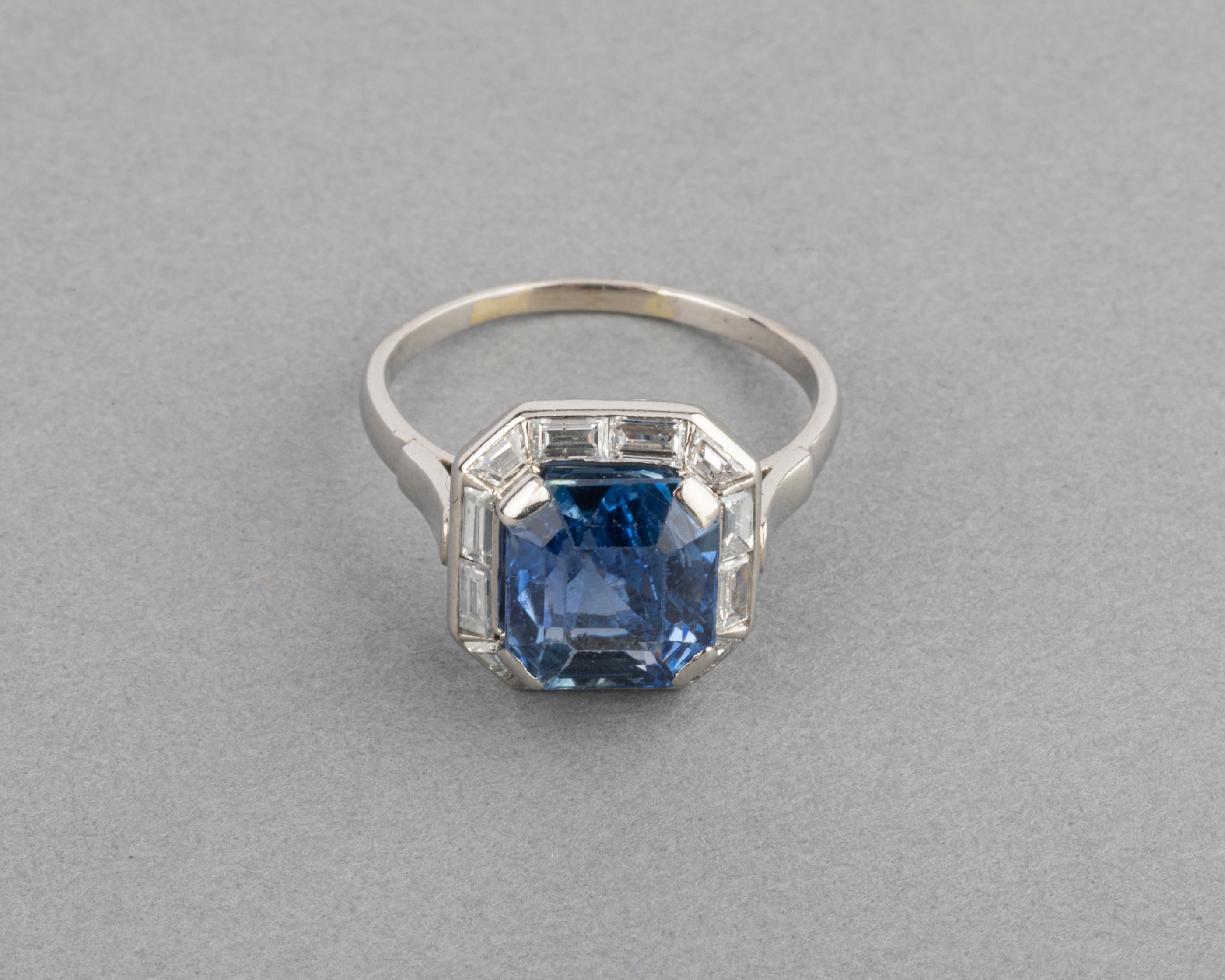 4 Carat Sapphire and Diamonds French Art Deco Ring 2