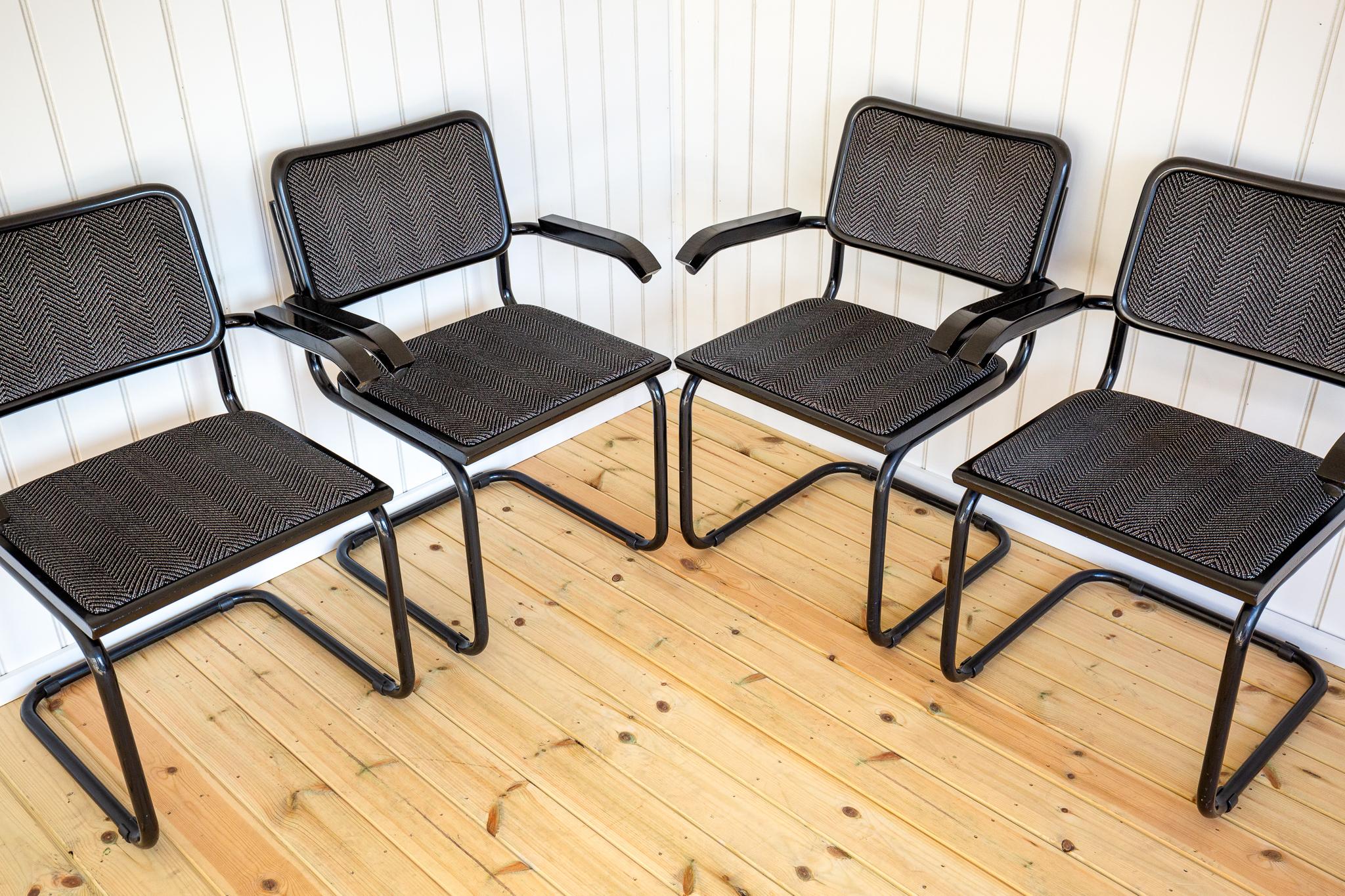4 Fauteuils Cesca S64 Italiens Marcel Breuer Noir Gris Cantilever Carvers 1980 en vente 6