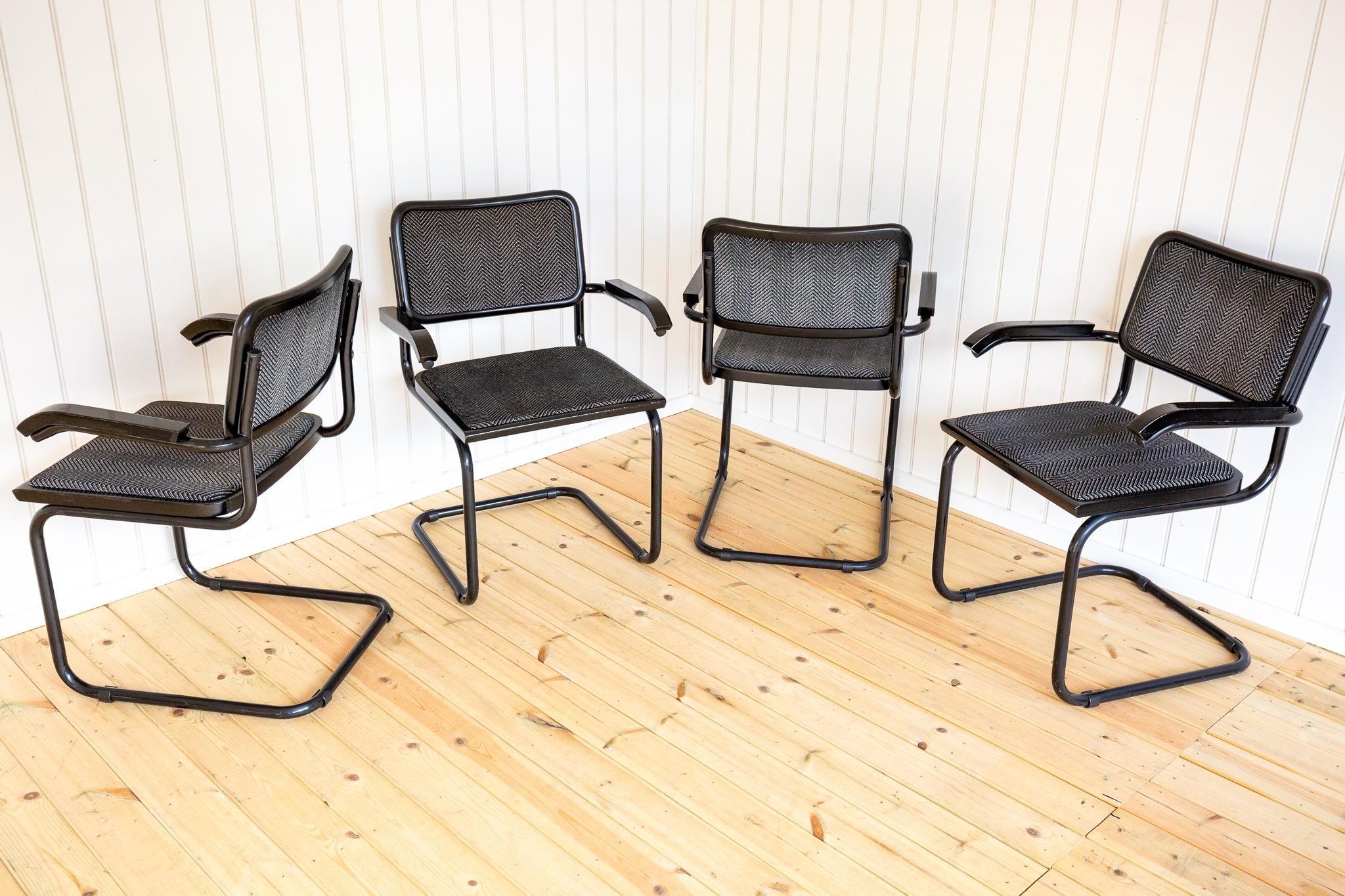4 Fauteuils Cesca S64 Italiens Marcel Breuer Noir Gris Cantilever Carvers 1980 en vente 7