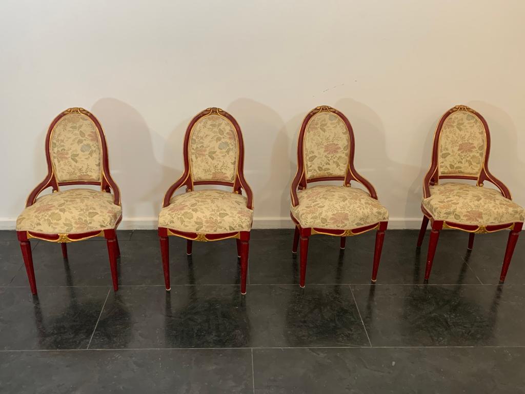 Art déco 4 Chaises en bois laqué et feuille d'or, années 1930 en vente