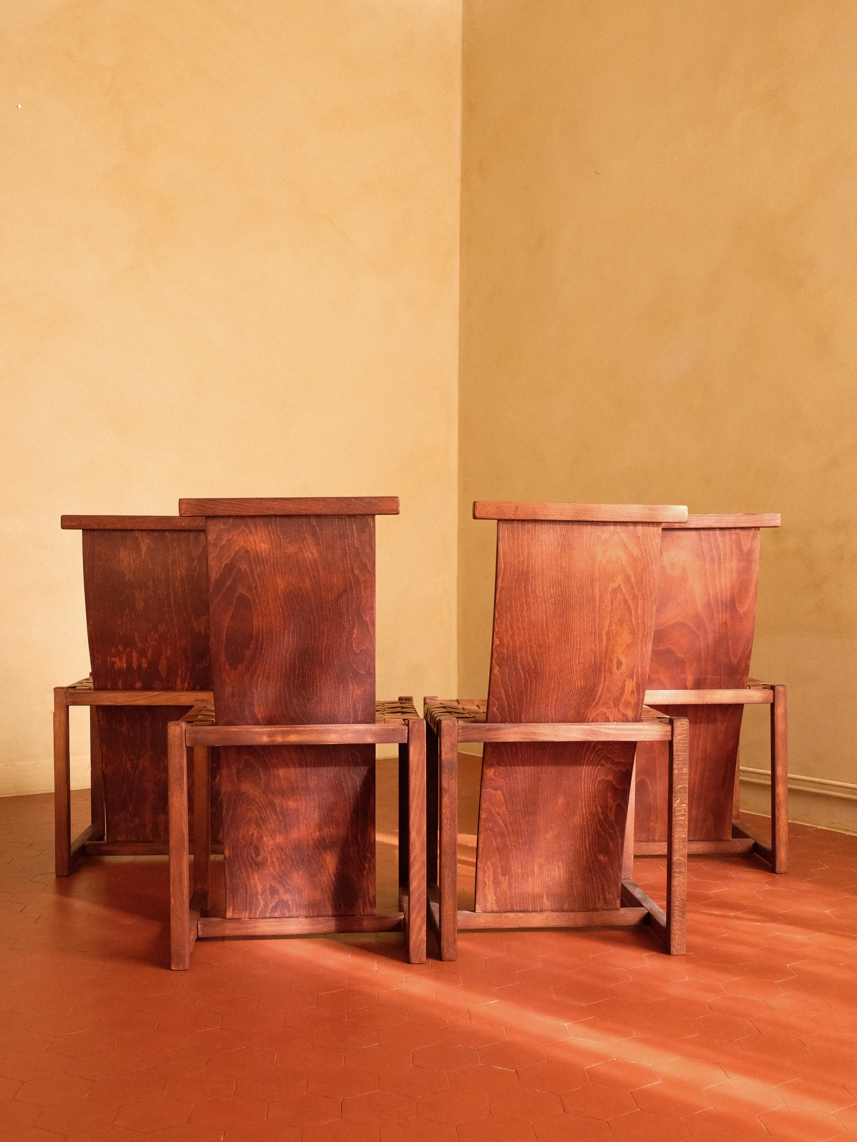 4 Chairs in Leather & Tinted Wood, 1970s, Midcentury Italian Design In Good Condition In MARSEILLE, FR