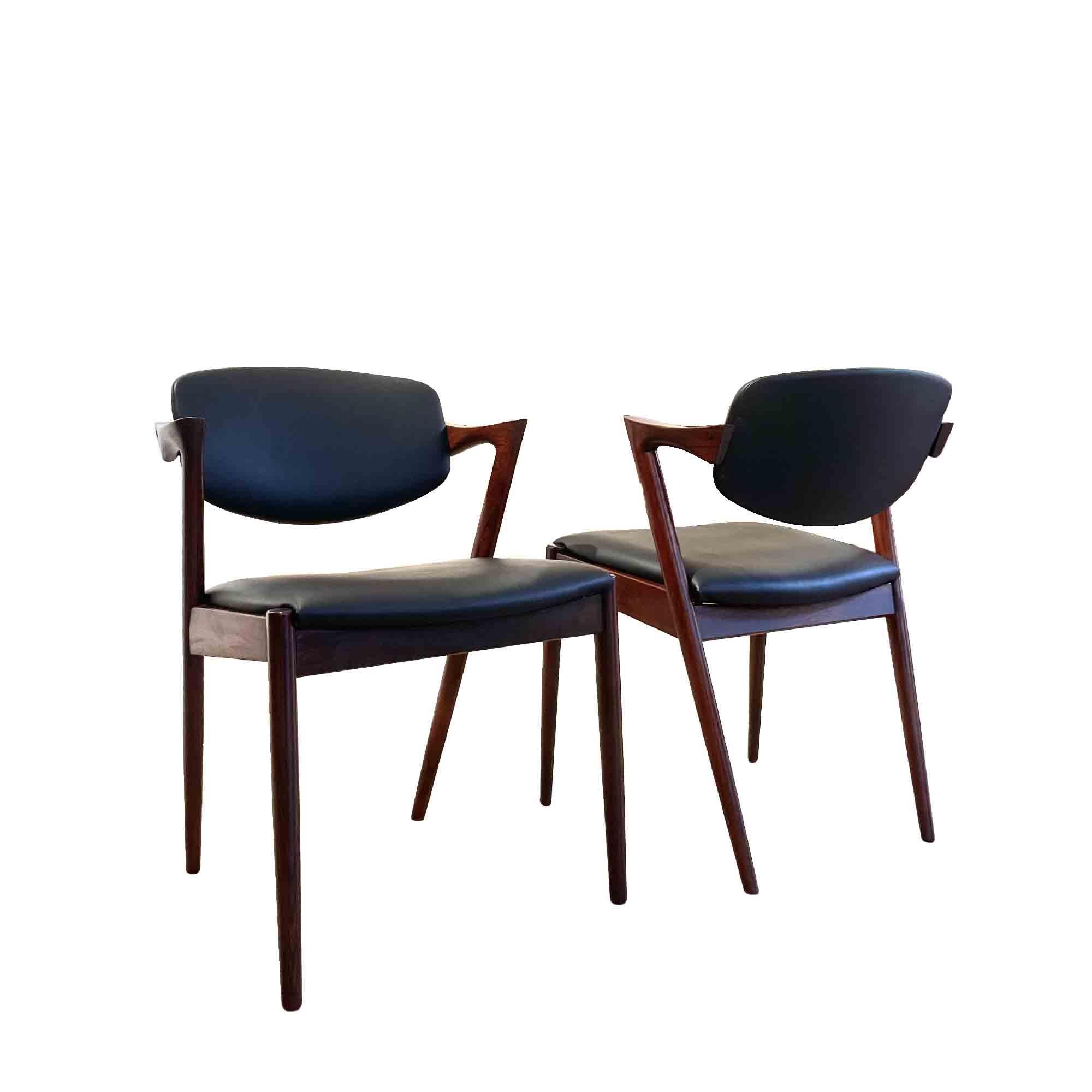 Mid-Century Modern 4 Chairs Model 42 by Kai Kristiansen For Sale