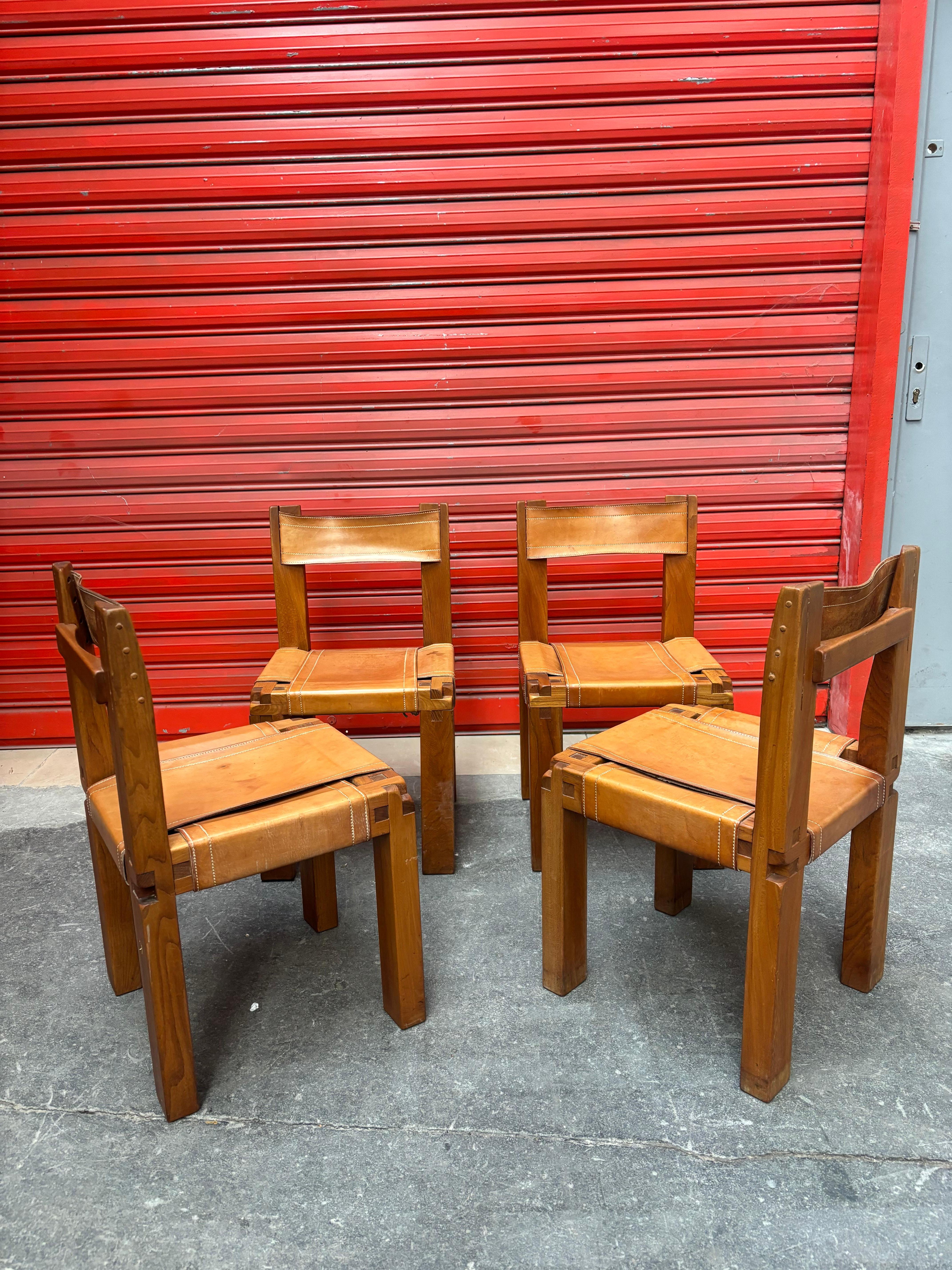 Francese 4 sedie S11 di Pierre Chapo in vendita