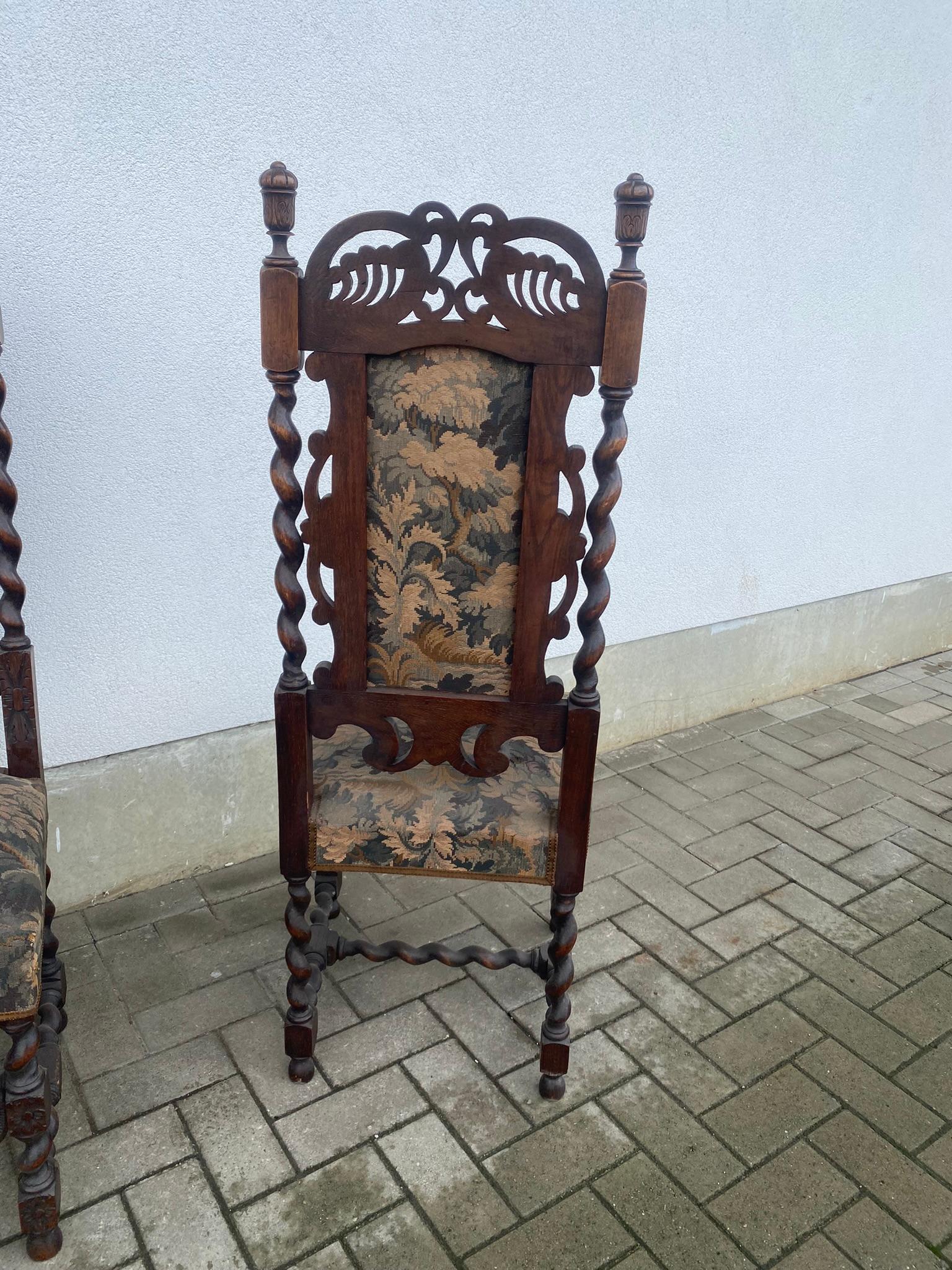 4 chaises à haut dossier en Oak Oak et tapisserie d'ameublement Renaissance anglaise  en vente 5