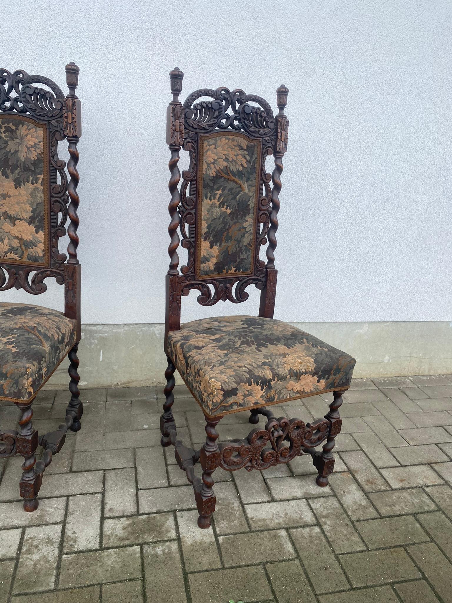 4 chaises à haut dossier en Oak Oak et tapisserie d'ameublement Renaissance anglaise  en vente 3