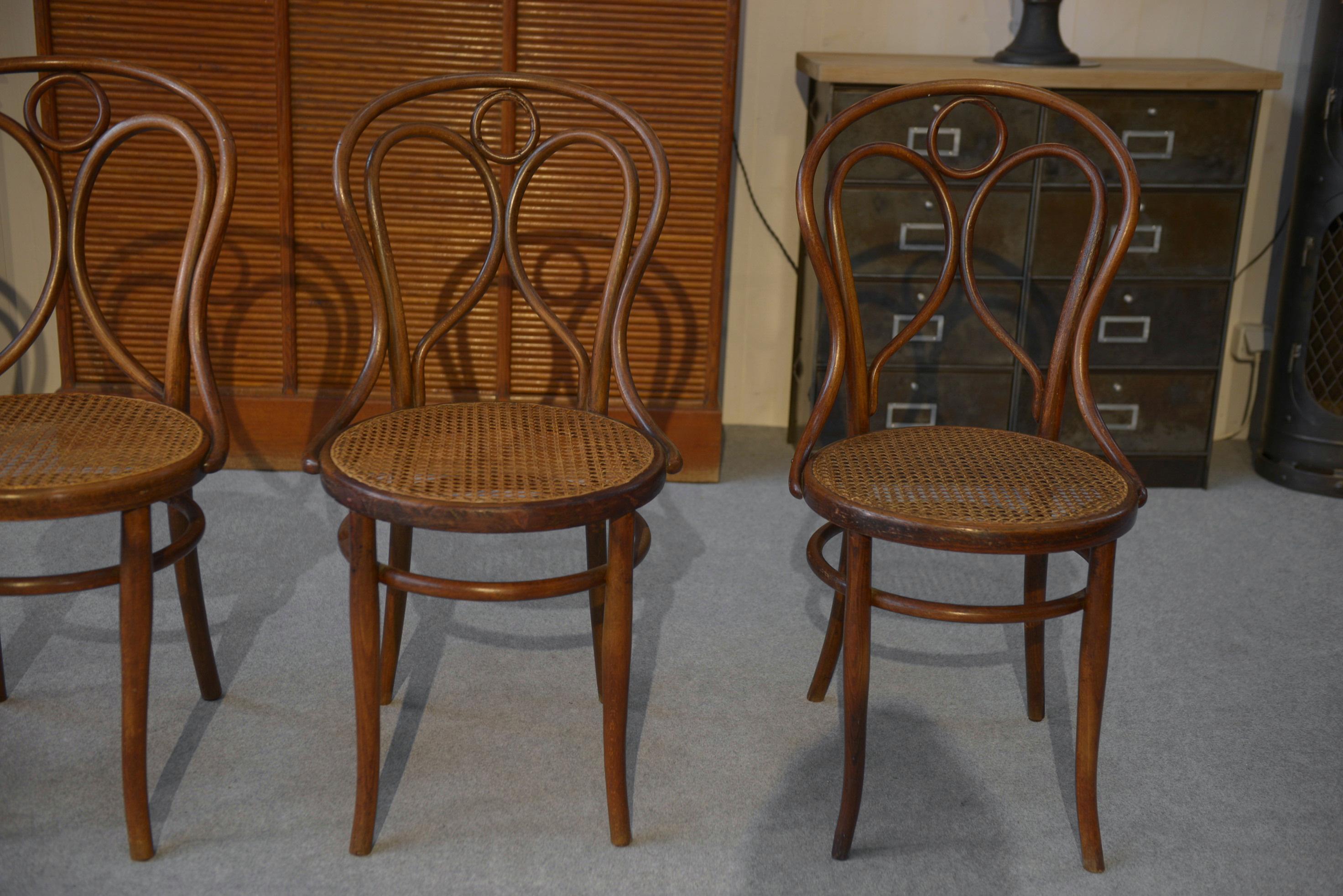 4 Chaises bistrot cannées bois courbé en hêtre JACOB et JOSEF KOHN 1900's im Angebot 5
