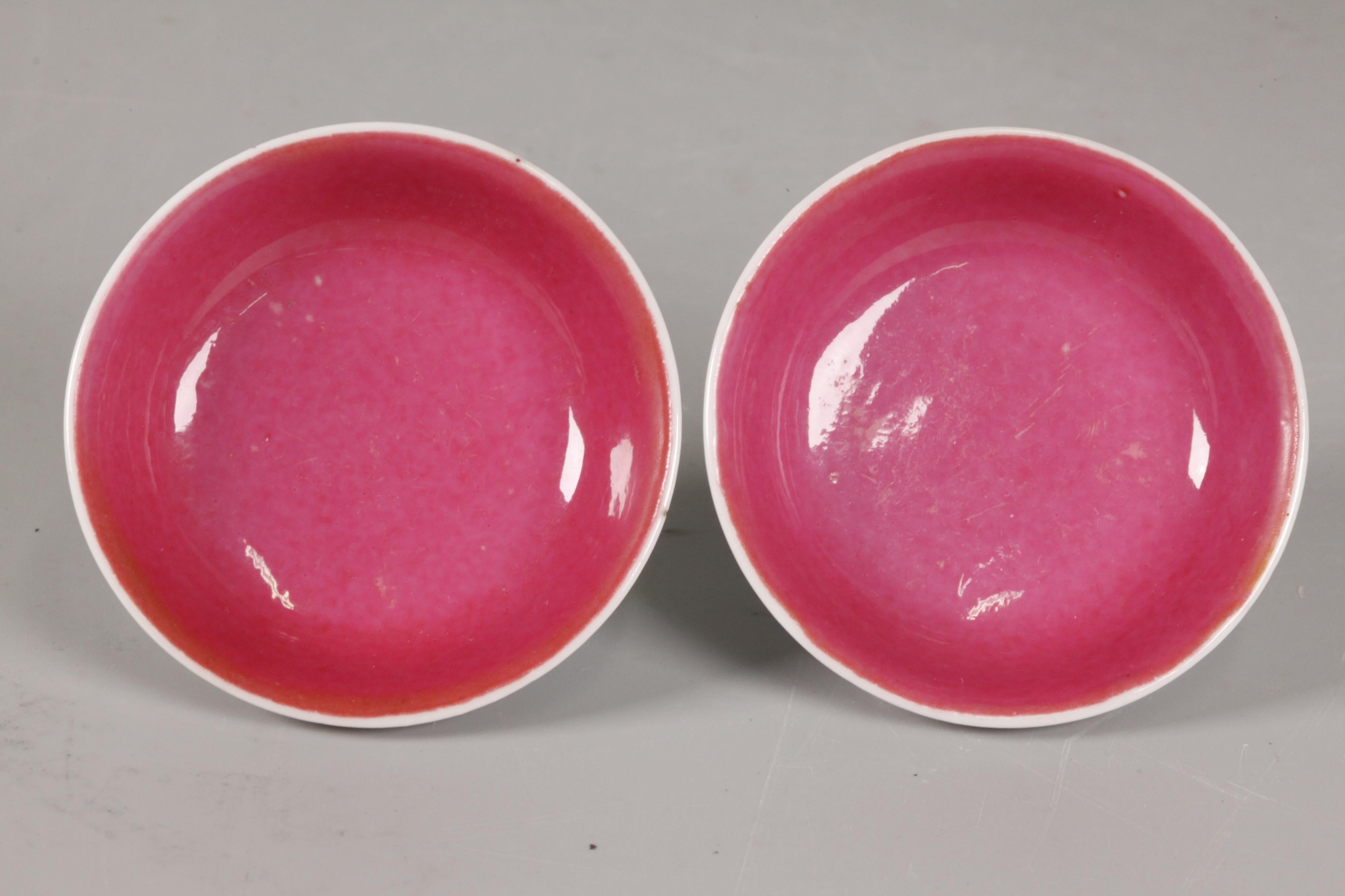 small monochrome bowls
