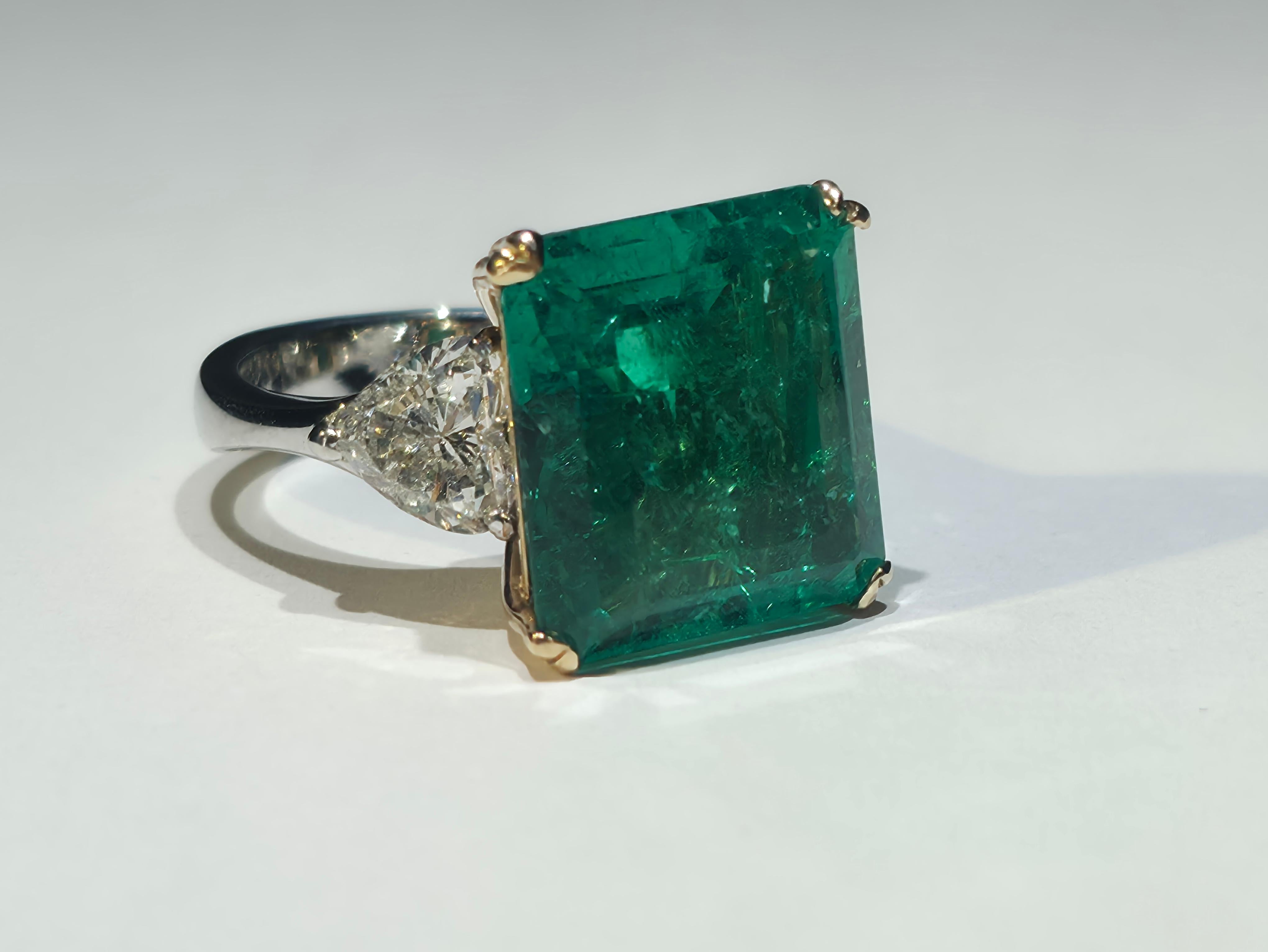 Anello di smeraldo in vendita 12