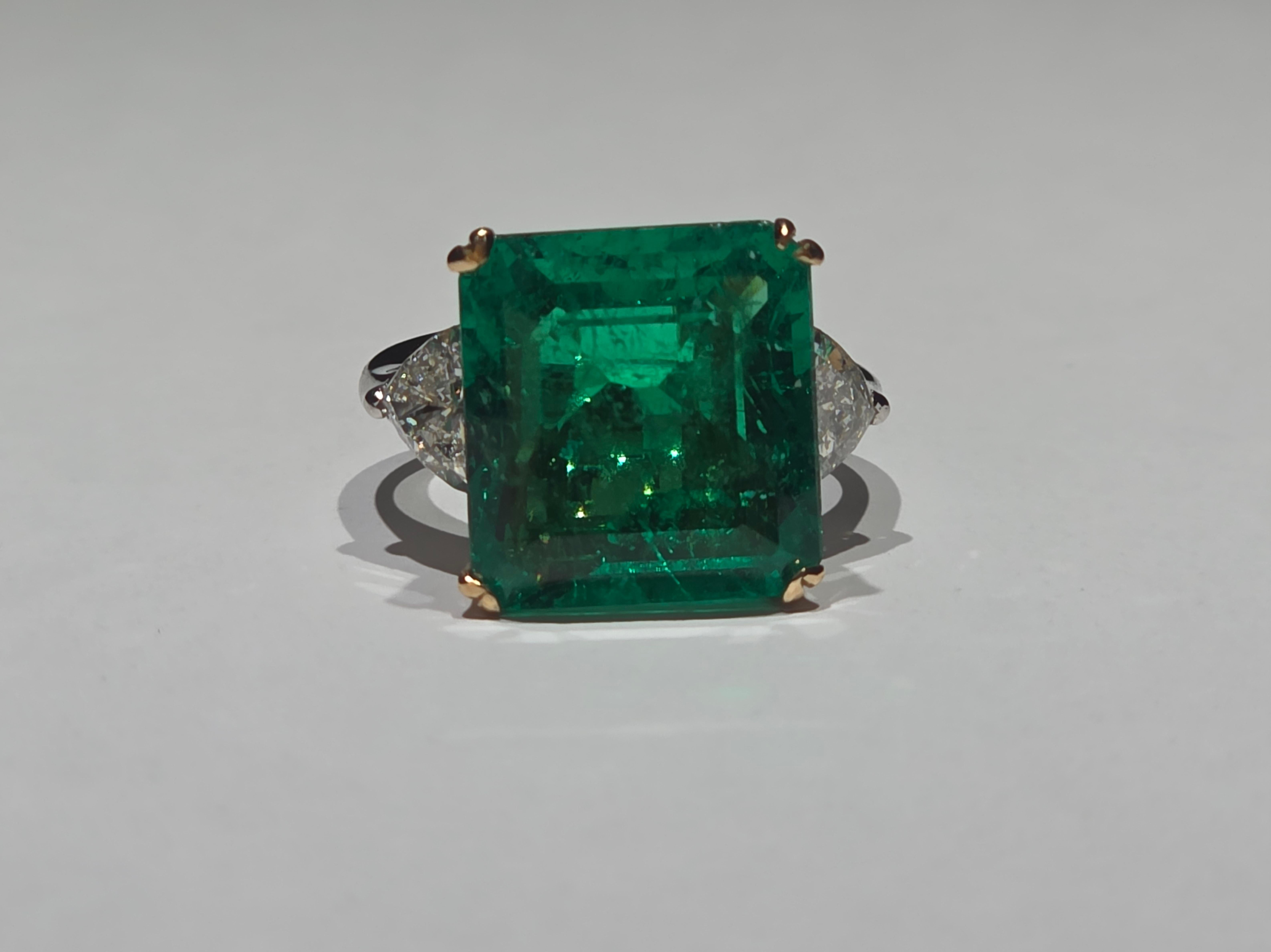 Anello di smeraldo in vendita 13