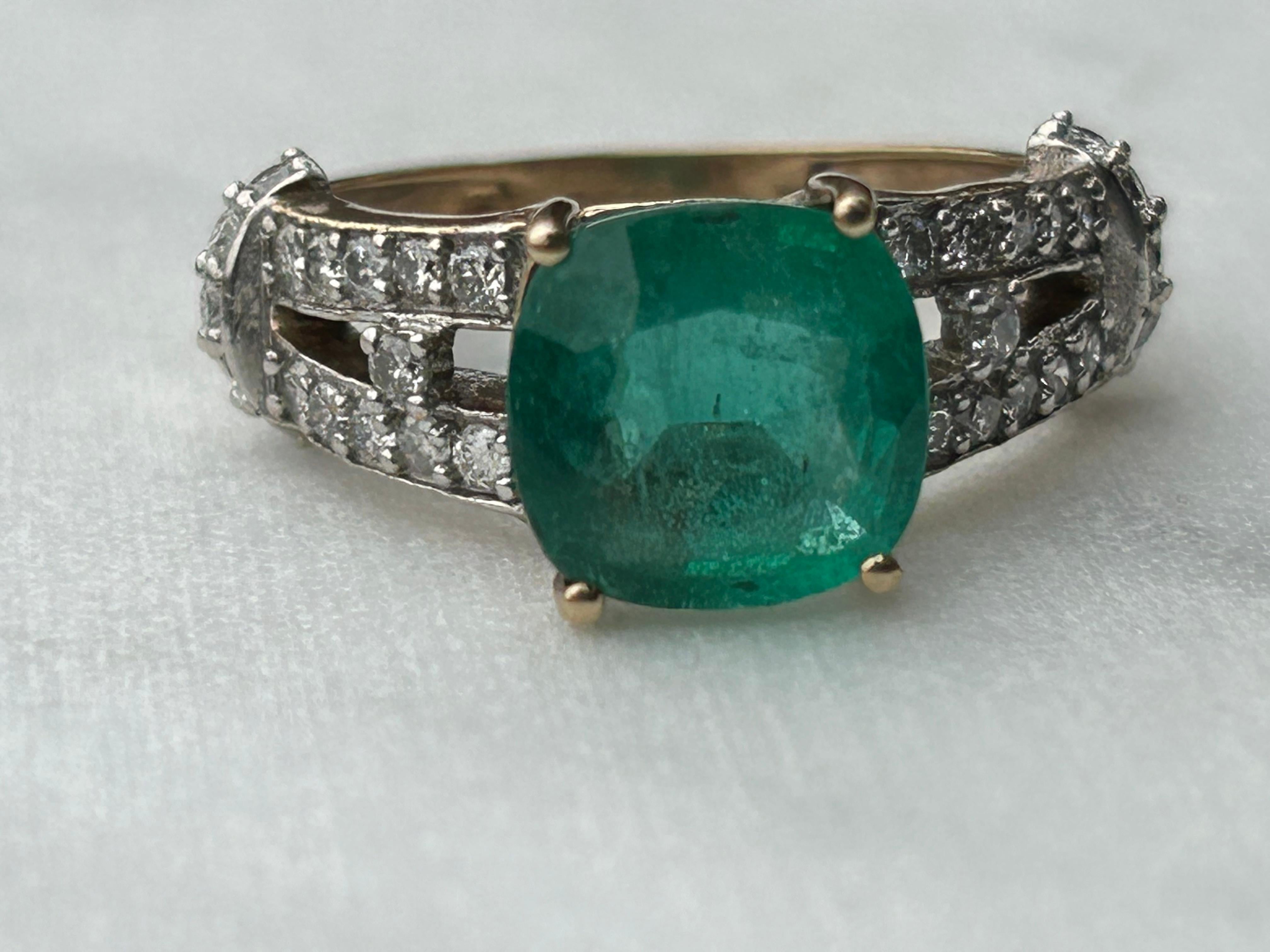 2.5 Carat Cushion Cut Columbian Emerald and .5ctw Diamond Ring For Sale 2