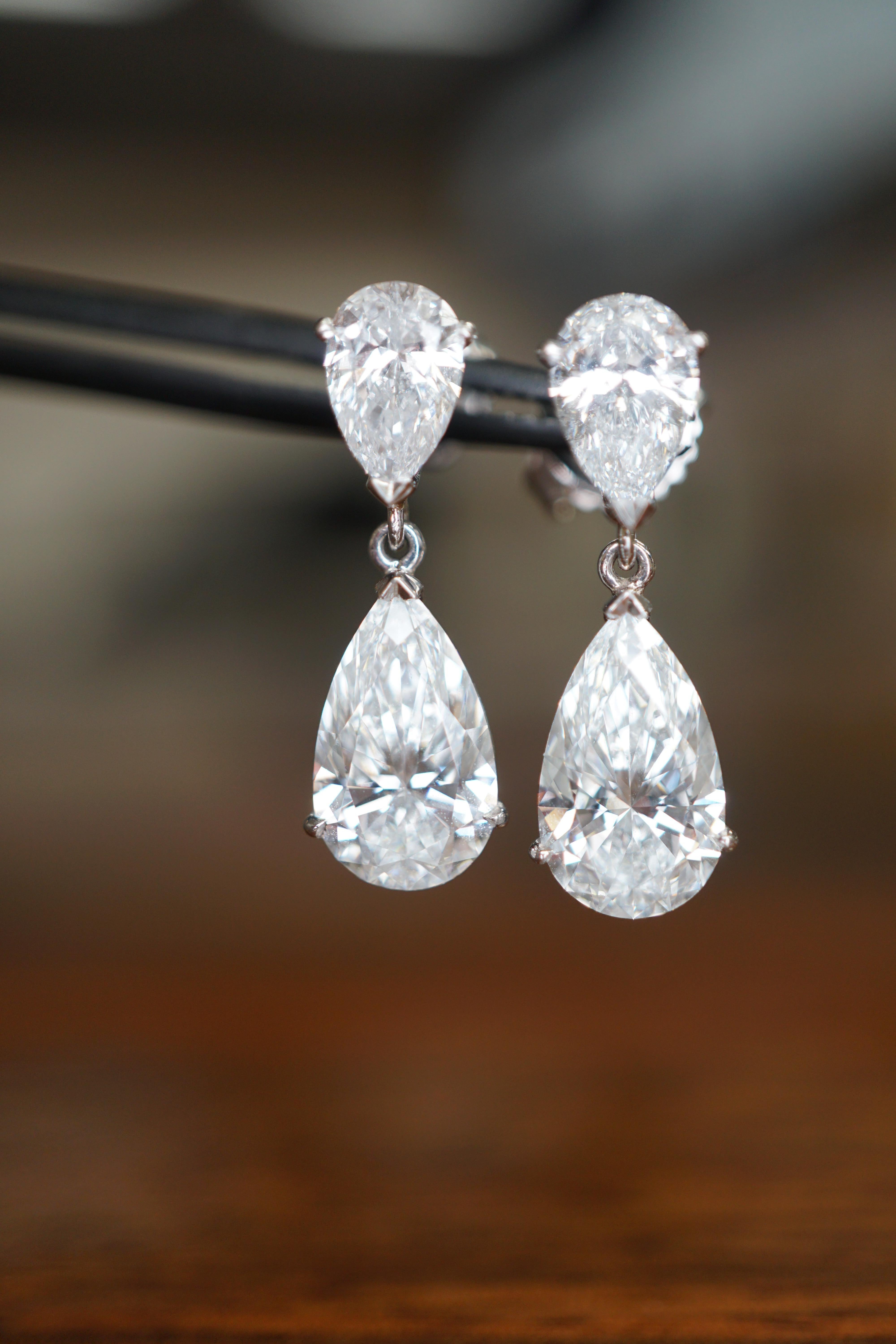 Pear Cut 4 CT Dangling Pear Diamond Earrings For Sale