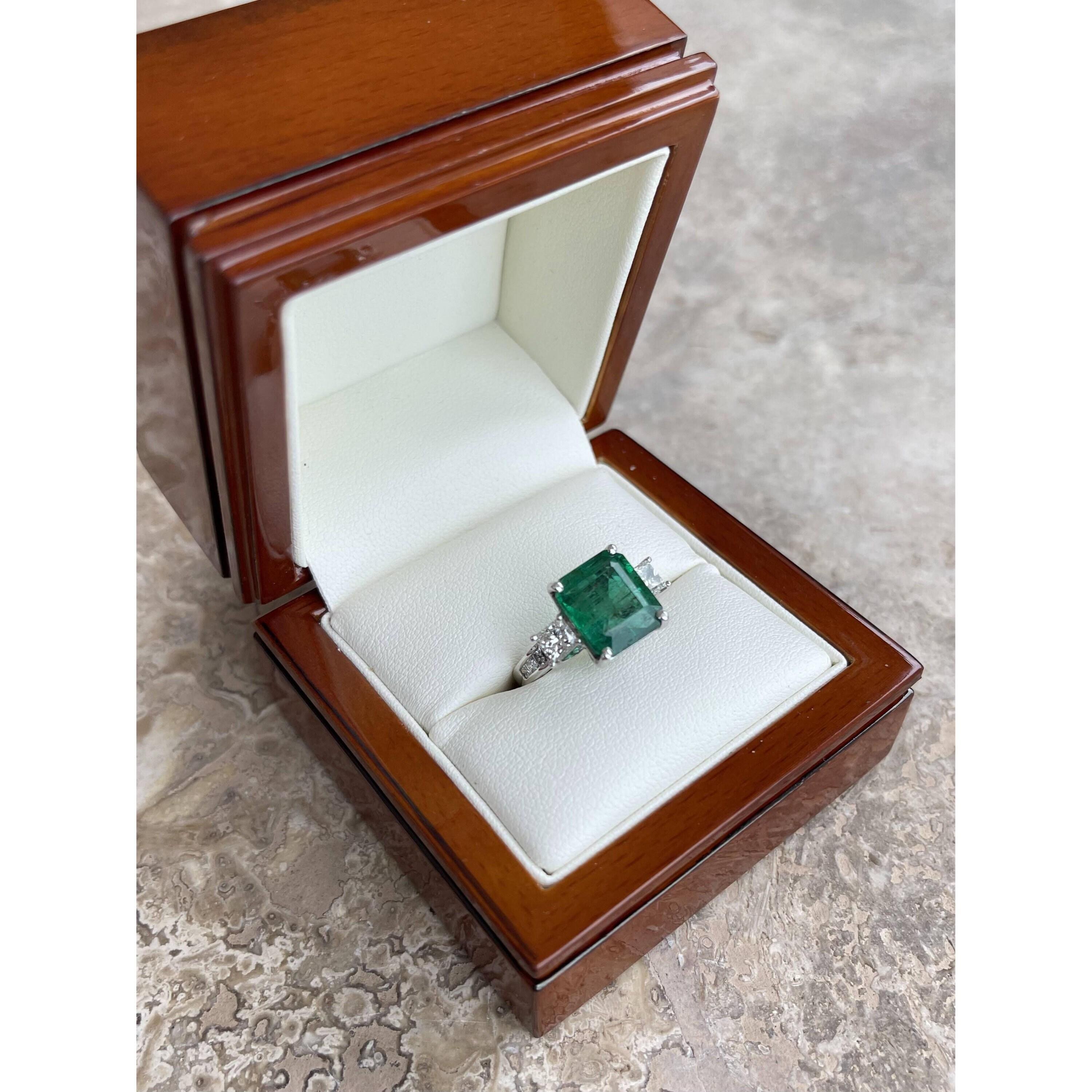 For Sale:  4 Carat Emerald Cut Emerald Diamond Engagement Ring, Halo Diamond 18K Gold Ring 3