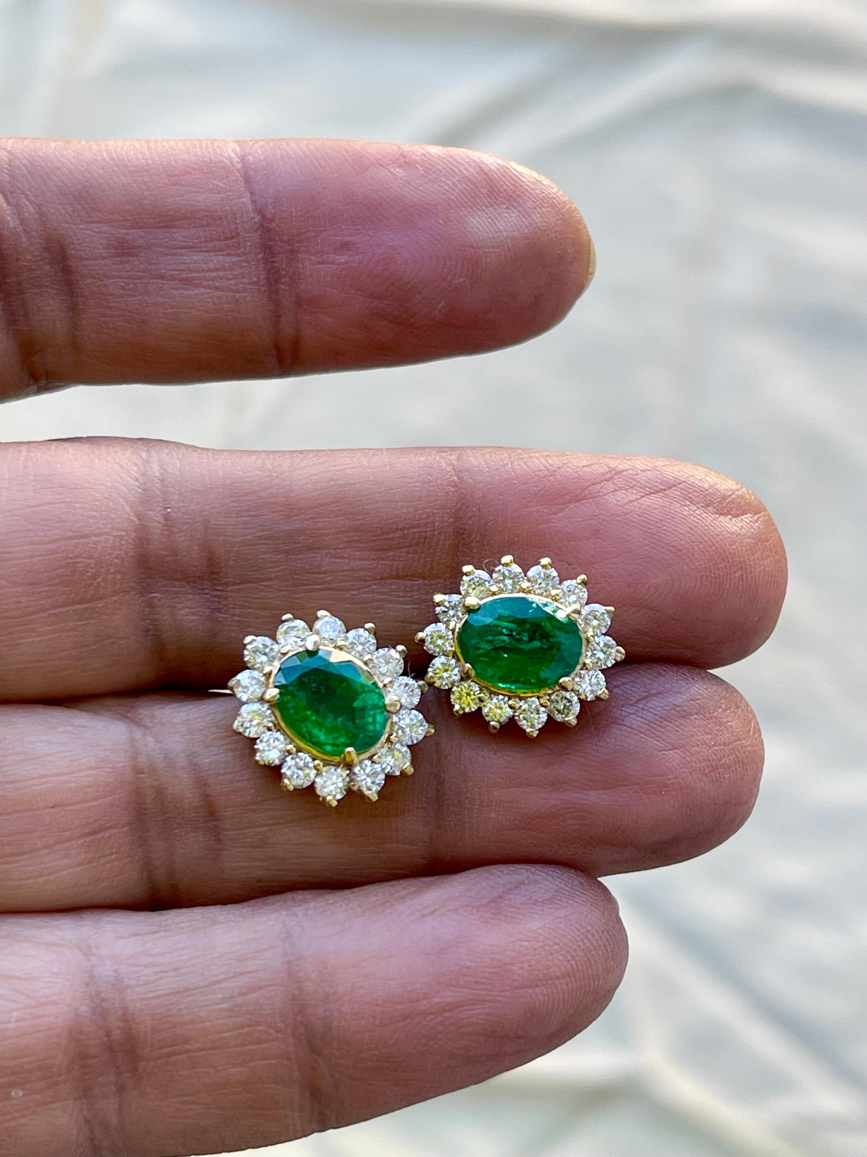4 Ct Oval Shape Emerald & 1.5 Ct Diamond Post Back Earrings 14 Karat Yellow Gold For Sale 3