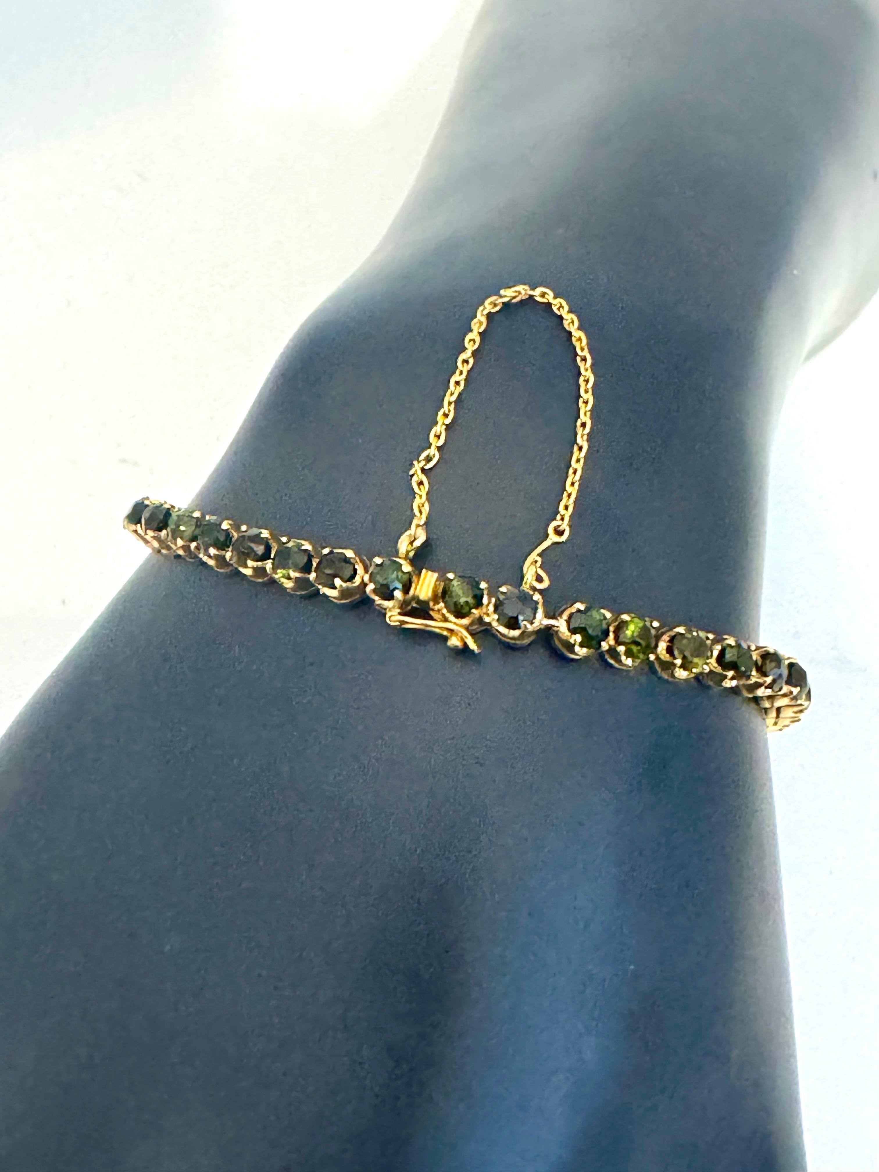 4 Ct  Forma Redonda Turmalina Verde Pulsera de Tenis de Cóctel Oro Amarillo de 14 Kt 7