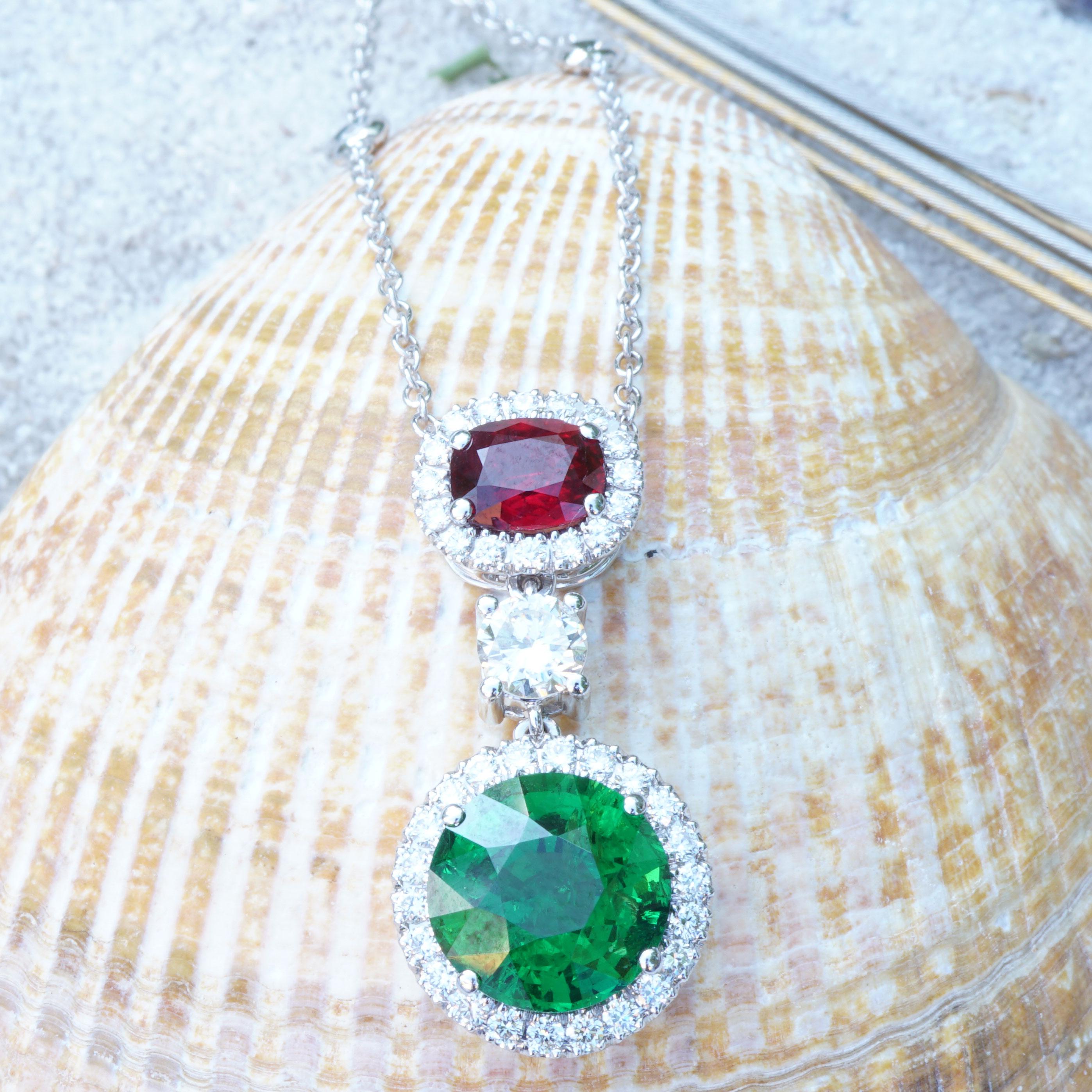 IGI Certificate 4 carat Tsavorite Ruby Brilliant Necklace Pigeonblood   For Sale 1