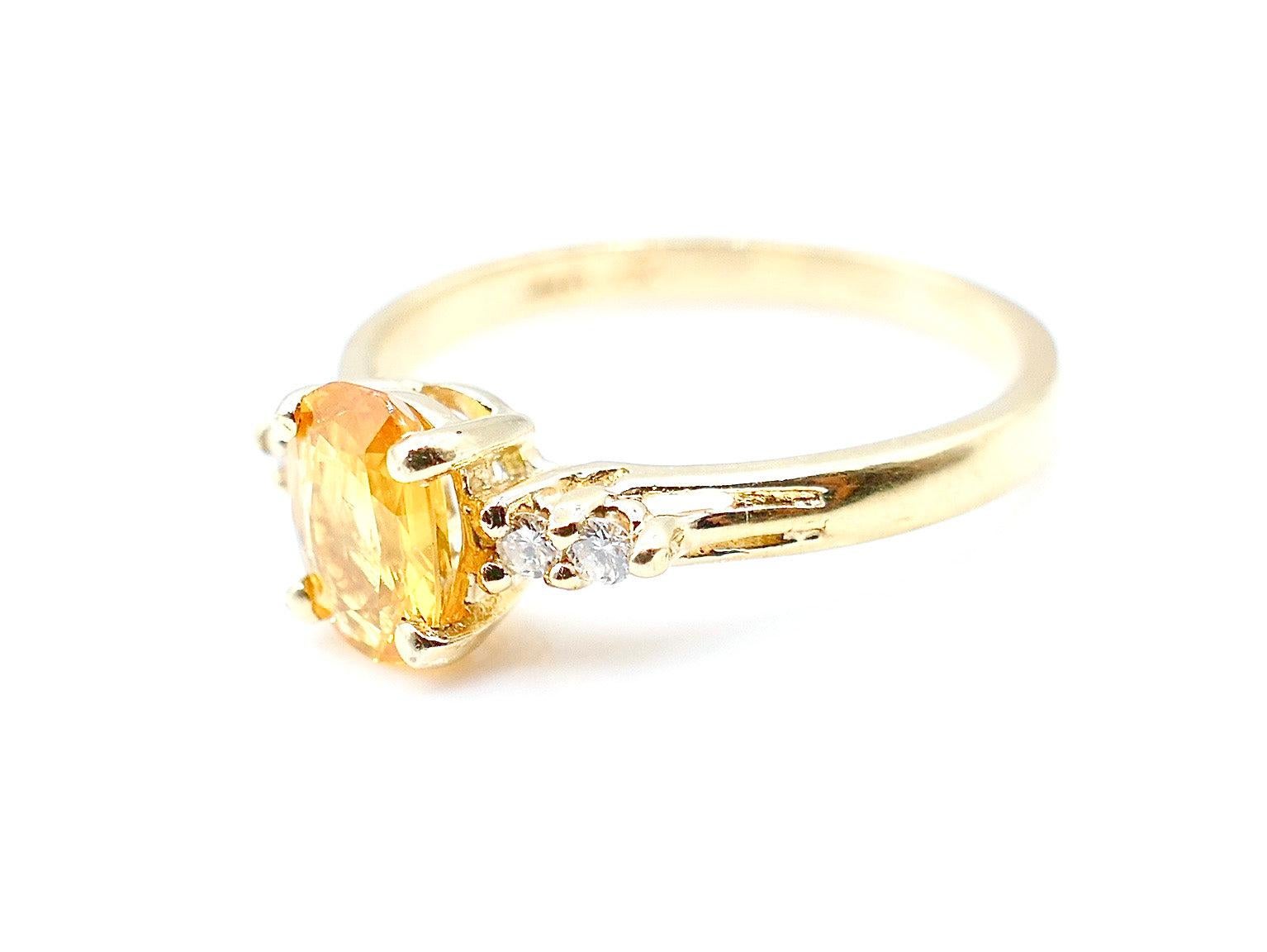 yellow gold yellow sapphire ring
