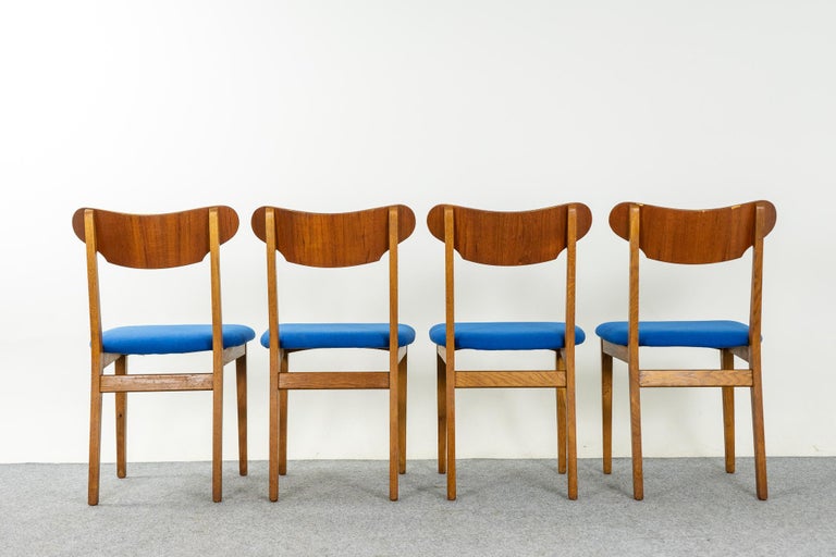 4 Danish MidCentury Modern Teak and Oak Dining Chairs For Sale at 1stDibs