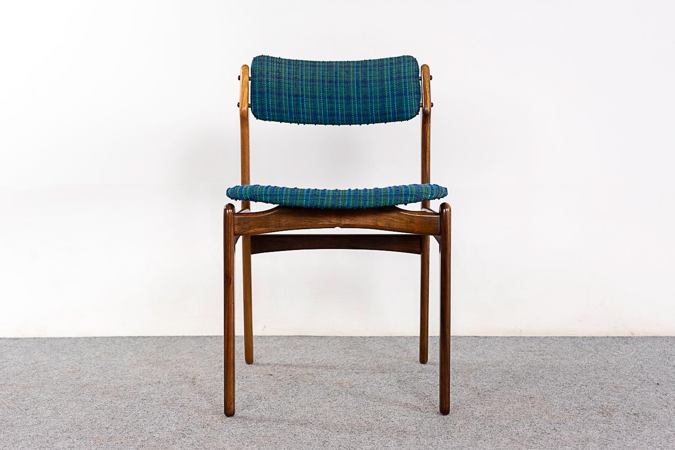 Mid-20th Century 4 Danish Modern Rosewood Dining Chairs For Sale