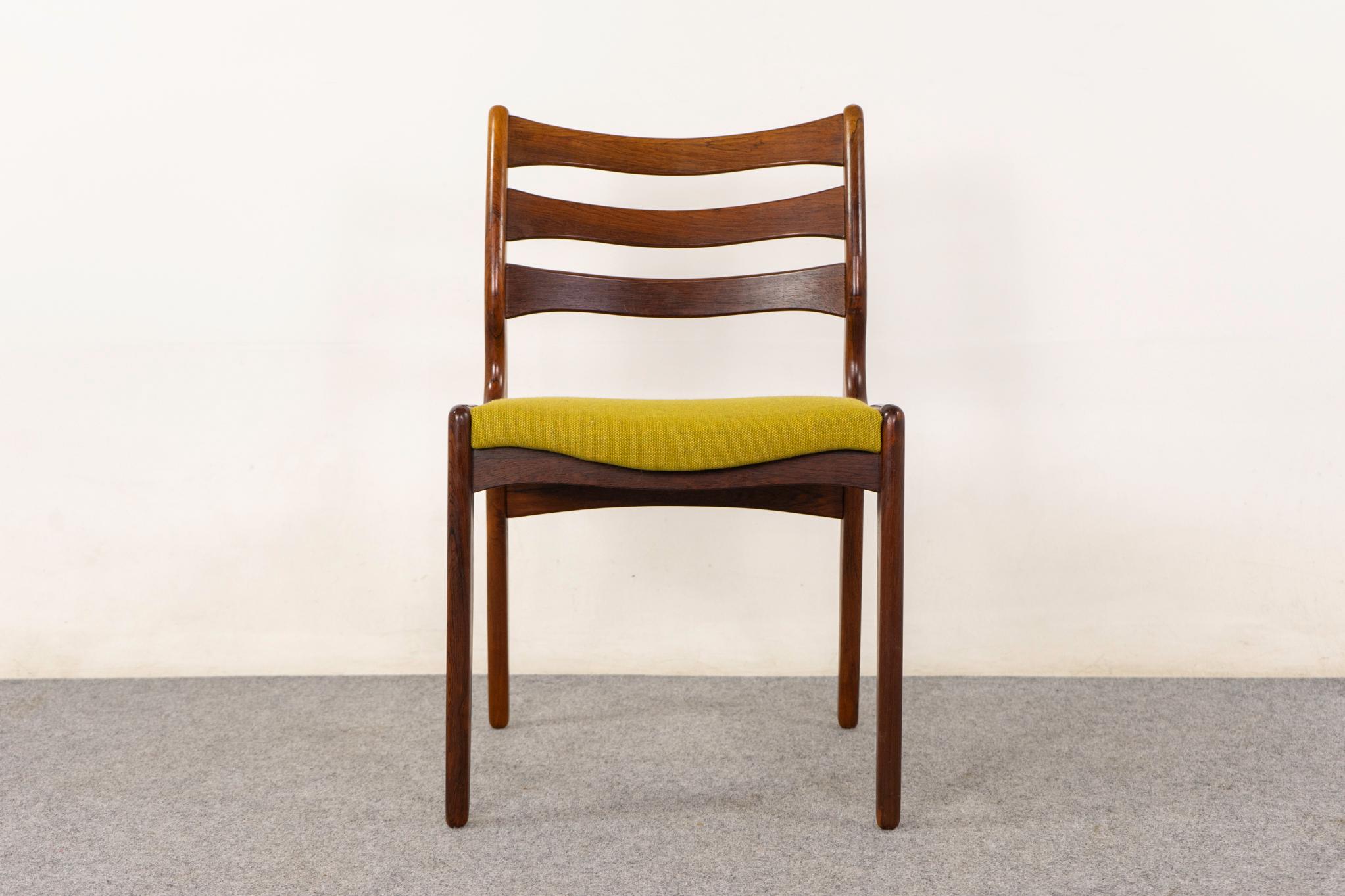 4 Danish Modern Rosewood Dining Chairs In Good Condition For Sale In VANCOUVER, CA