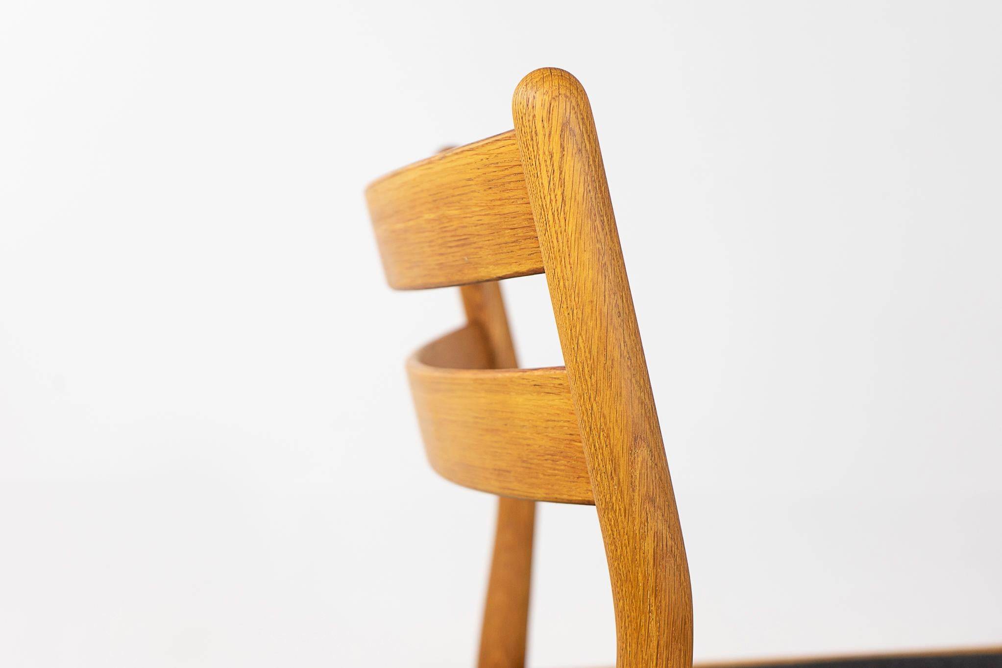 4 Danish Oak Dining Chairs by Poul Volther For Sale 4