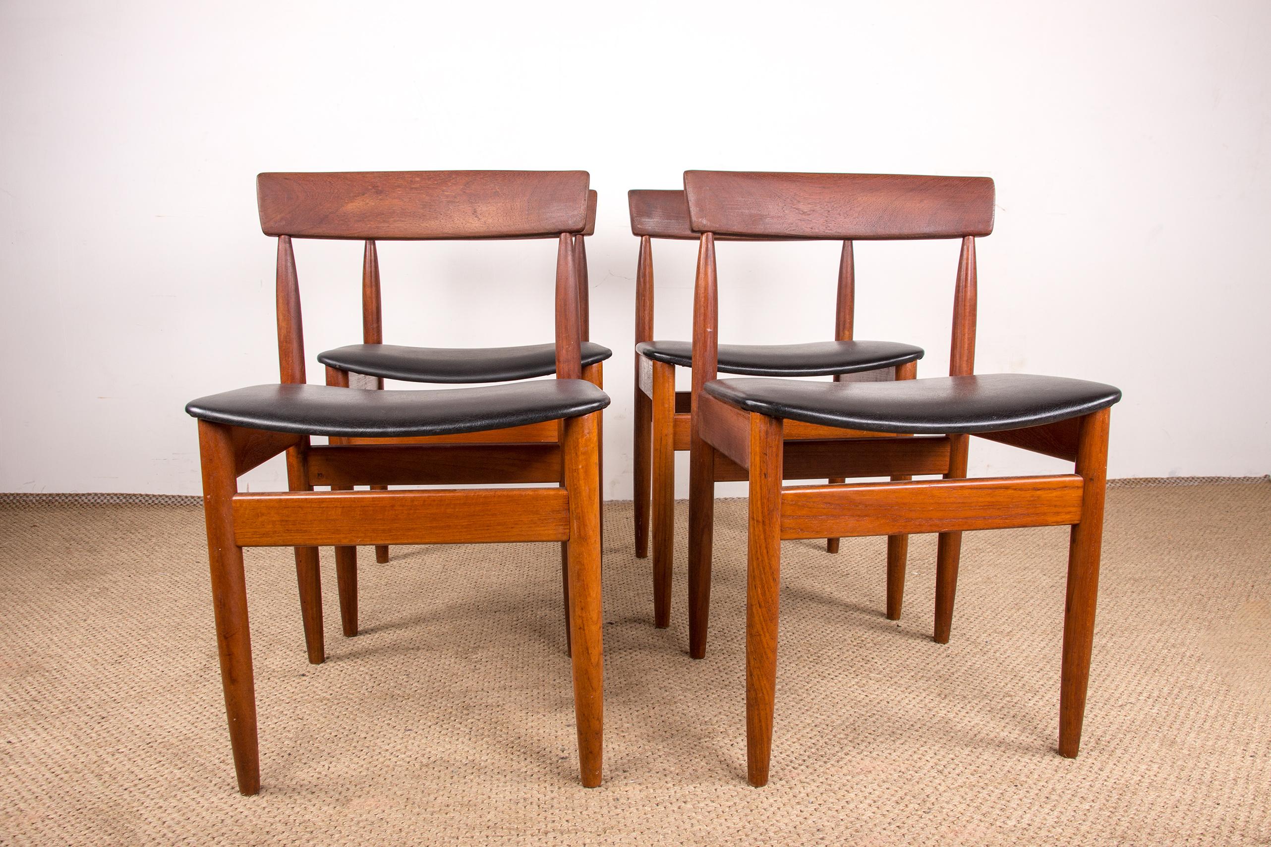 4 Danish teak chairs in black skai by P.E. Jorgensen for Farso Stolefabrik 1960. For Sale 12