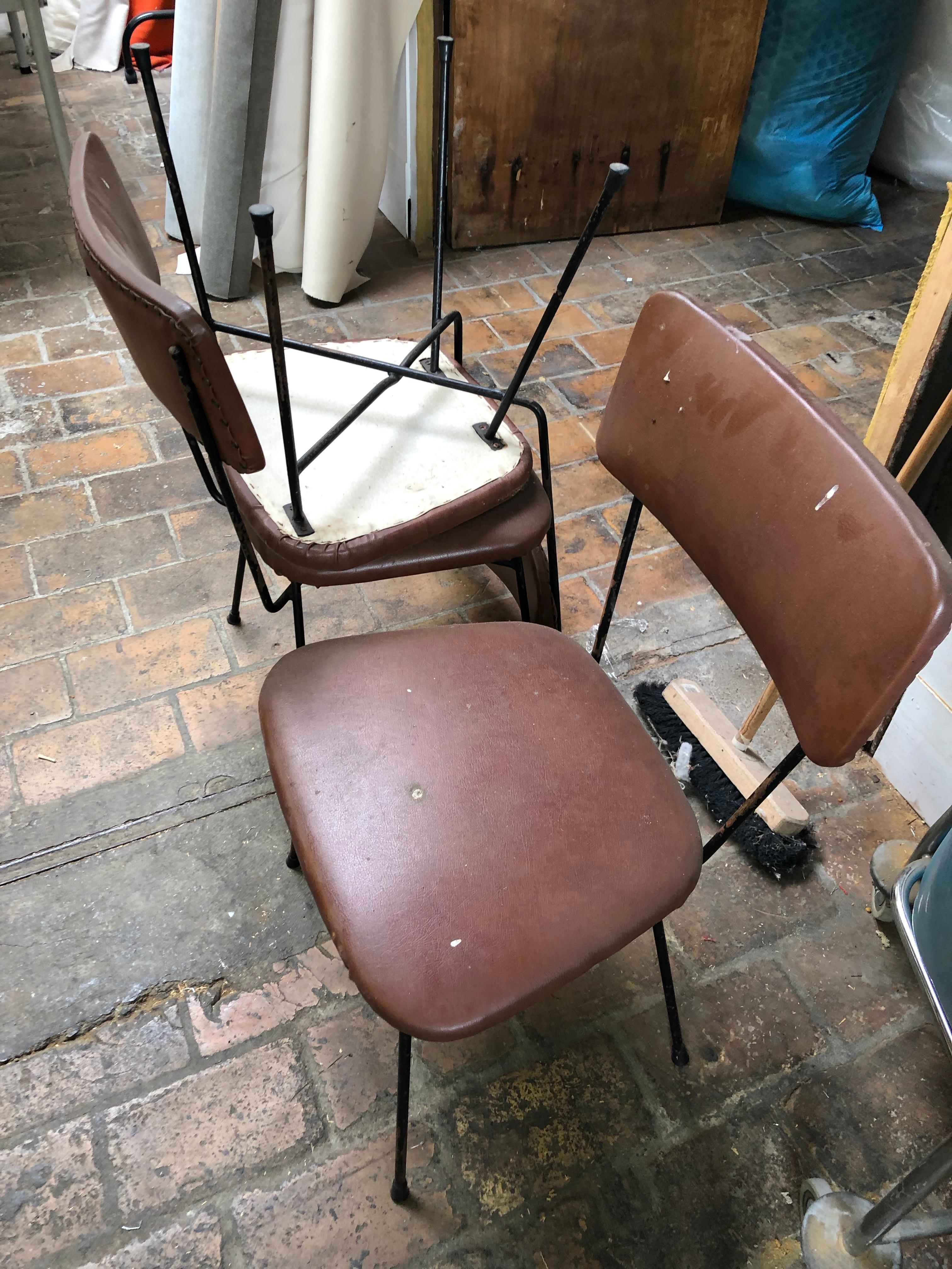 4 Dining Chairs by Pizzetti Rome Italy 1950s, New Wool Boucle Upholstery For Sale 2