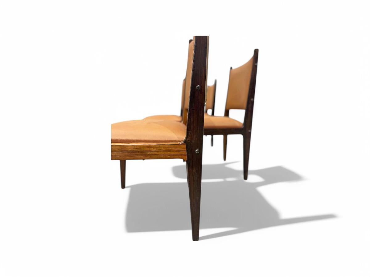 4 Dining Chairs in Hardwood & Leather by Sergio Rodrigues, Brazil , 1960 For Sale 3