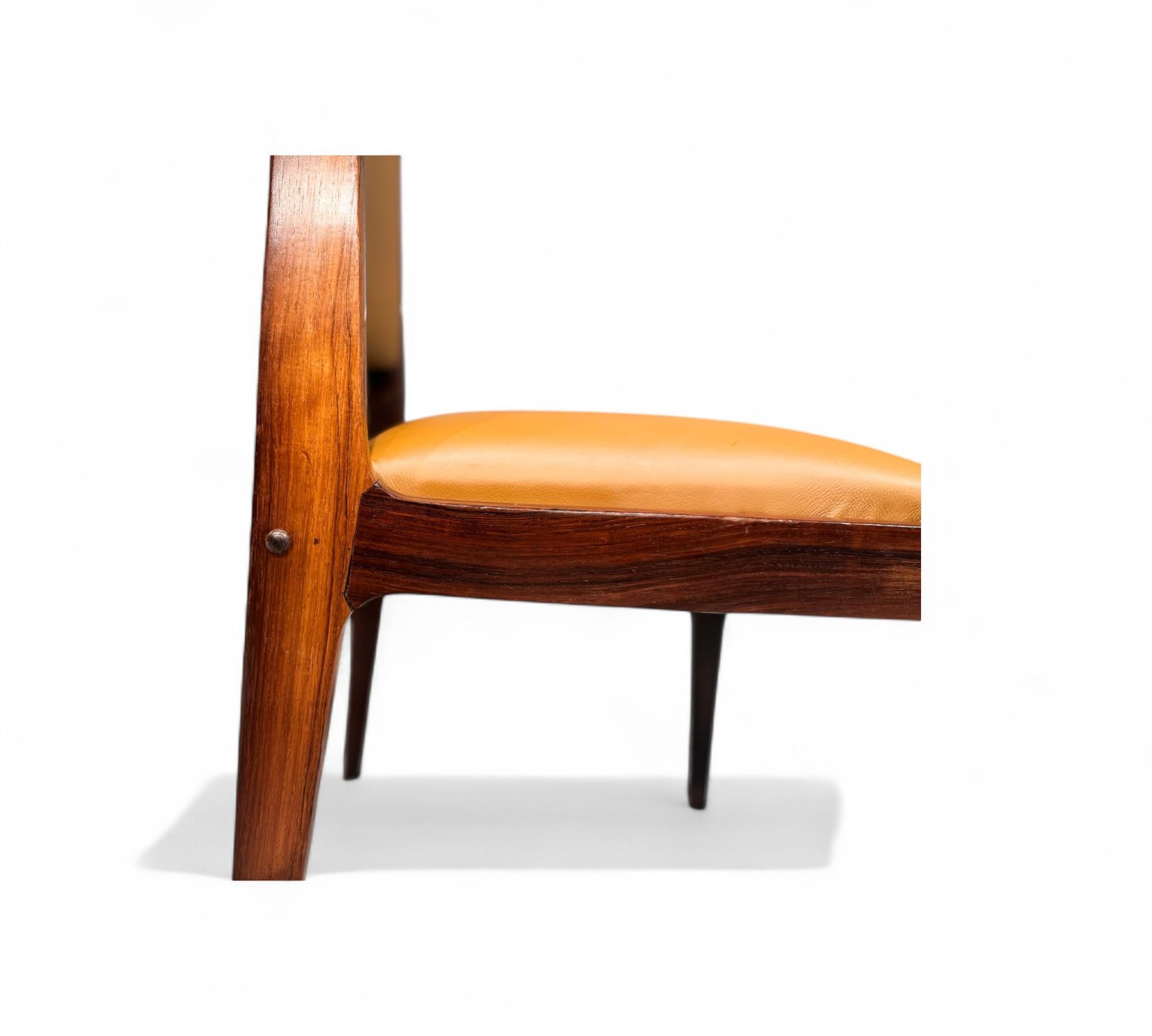 4 Dining Chairs in Hardwood & Leather by Sergio Rodrigues, Brazil , 1960 For Sale 4