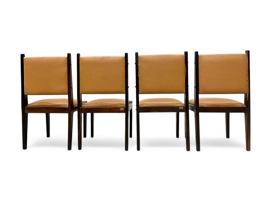 4 Dining Chairs in Hardwood & Leather by Sergio Rodrigues, Brazil , 1960 For Sale 1