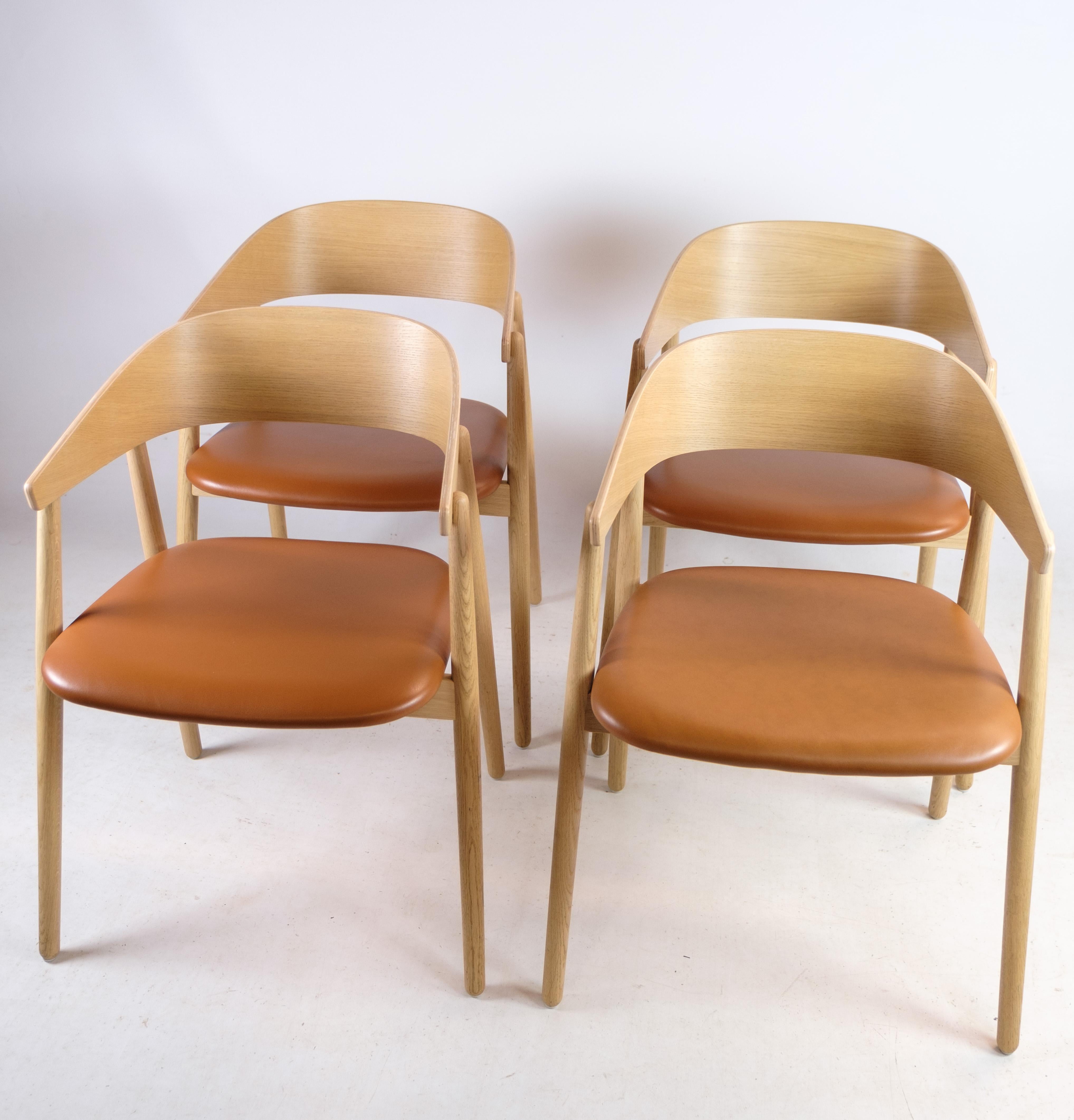 Mid-Century Modern 4 Dining Chairs Model AC2 Made In Oak From 1990s For Sale
