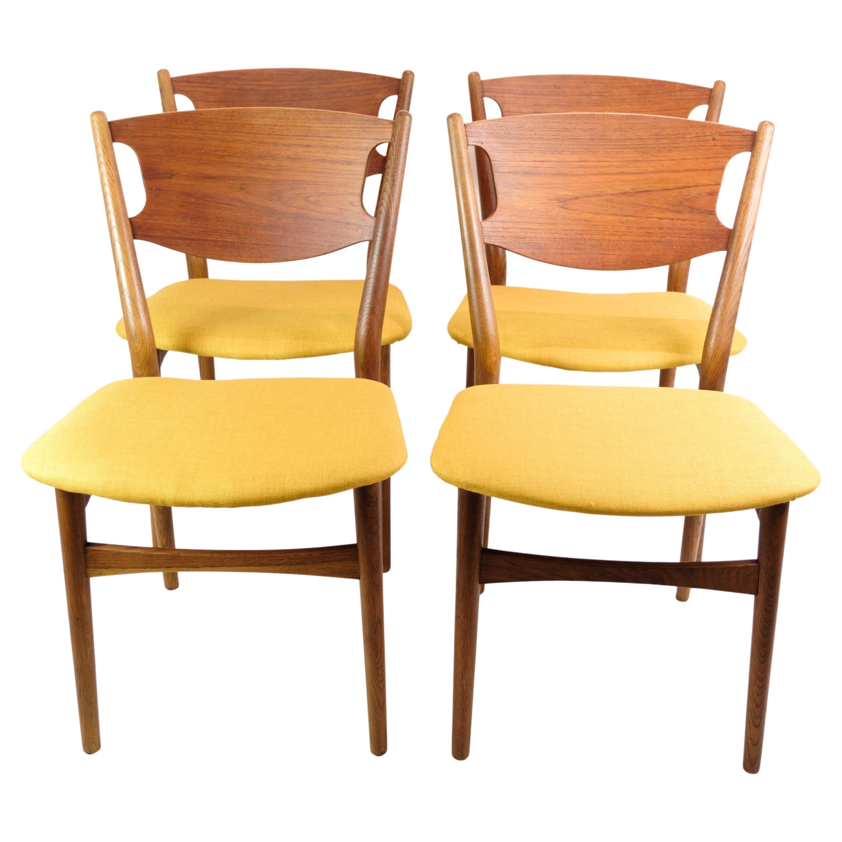 4 Dining Room Chairs, Danish Design, Teak Wood, Fabric Cover, 1960 For Sale