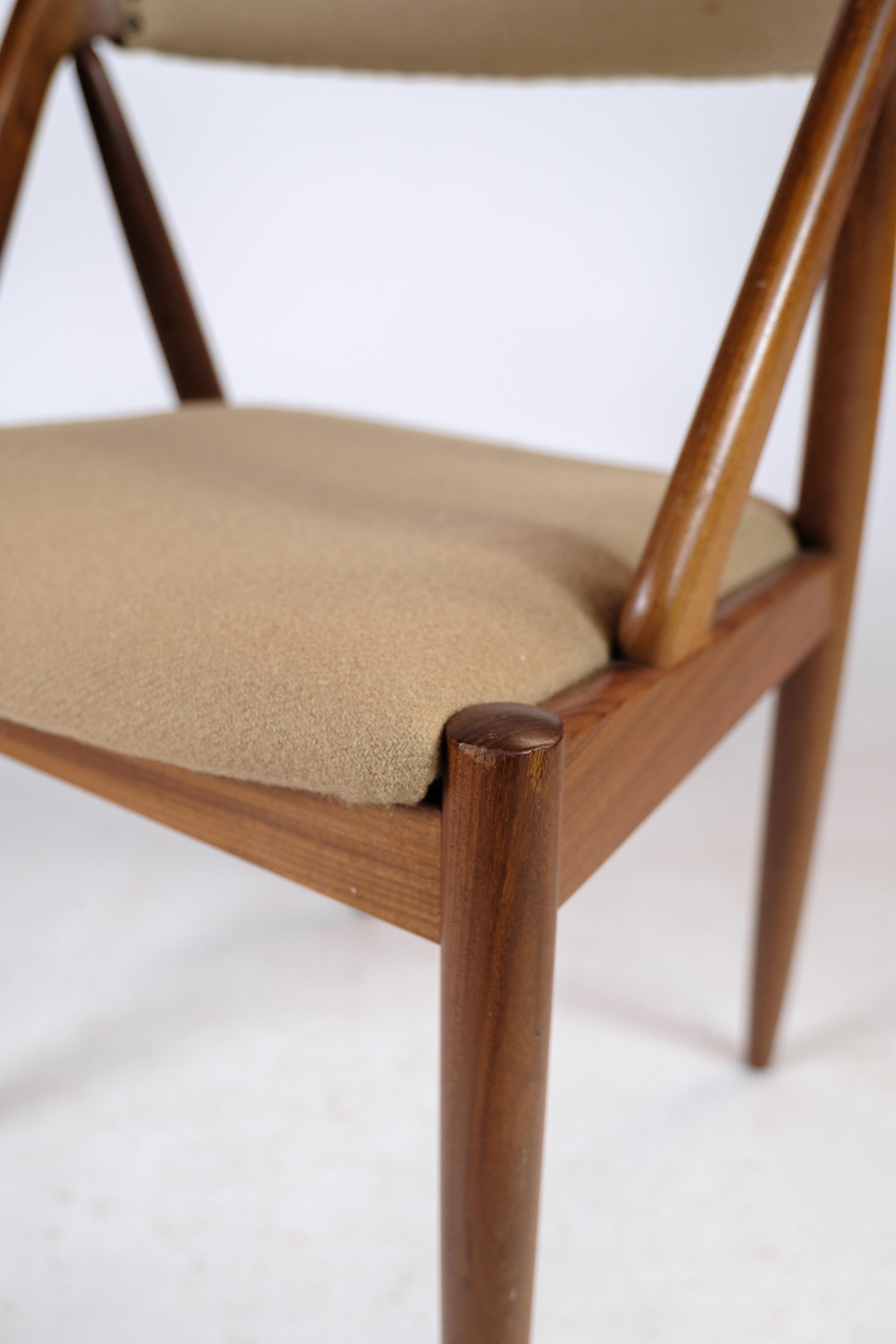 4 Dining Room Chairs Model 31 Made In Teak, Designed By Kai Kristiansen For Sale 2