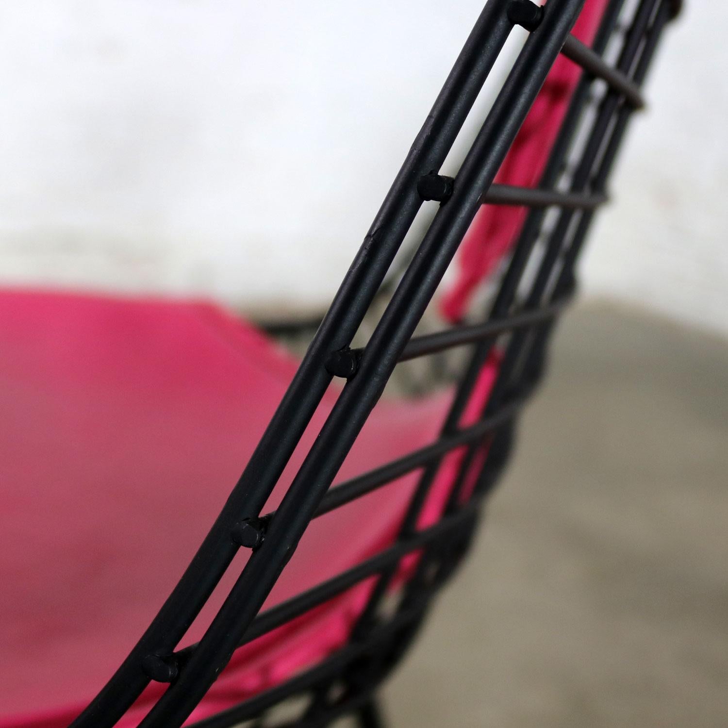 4 DKX-2 fauteuils Bikini coquillage en fil métallique à base en X rose vif Eames Herman Miller en vente 10