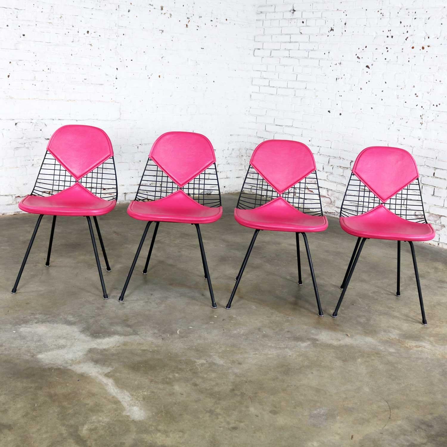 Mid-Century Modern 4 DKX-2 Wire Bikini Shell Chairs X Bases Hot Pink Bikinis Eames Herman Miller For Sale