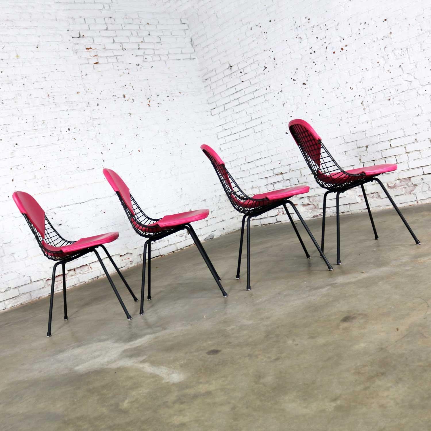 Painted 4 DKX-2 Wire Bikini Shell Chairs X Bases Hot Pink Bikinis Eames Herman Miller For Sale