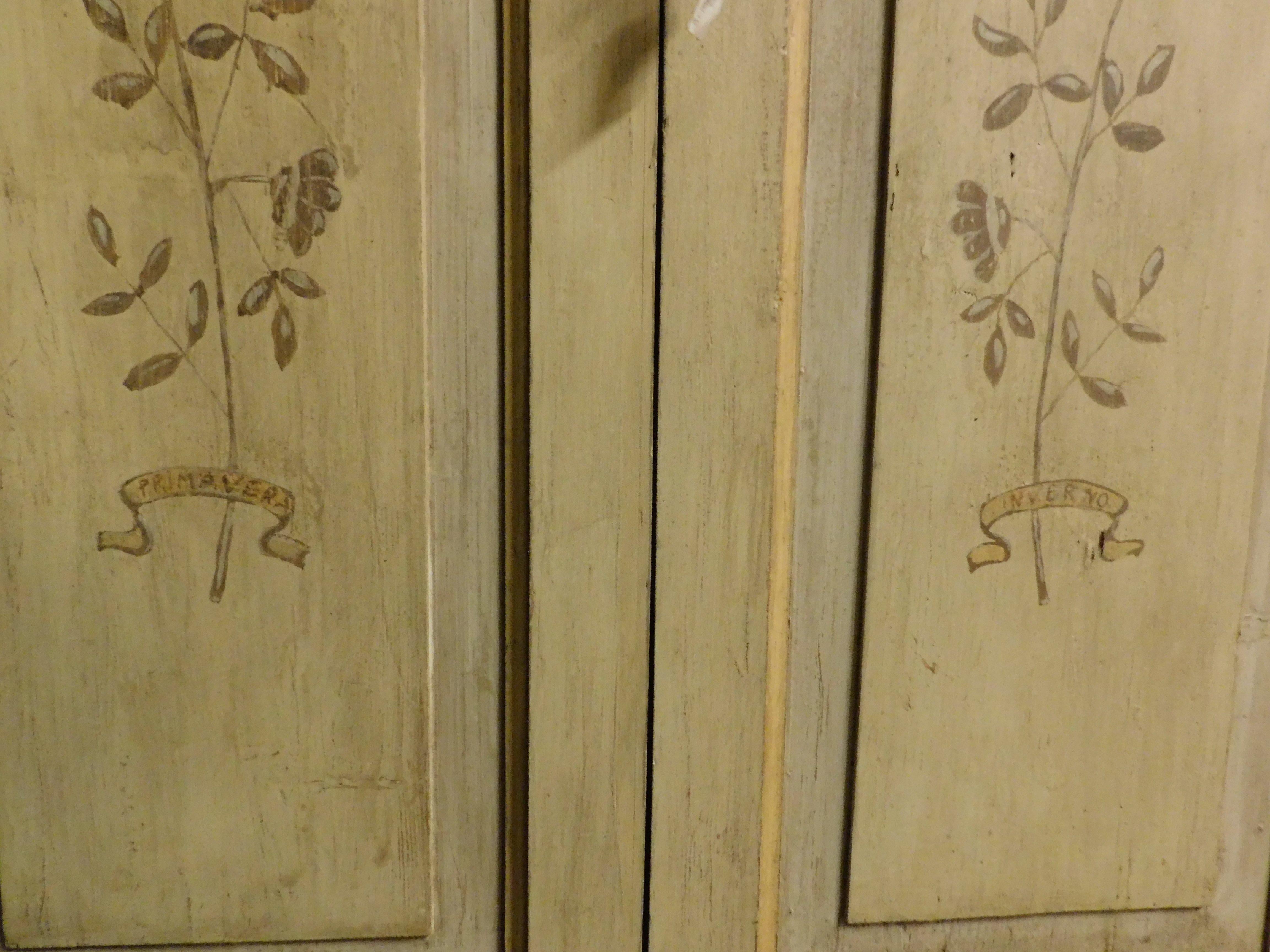 Poplar 4-door wardrobe in lacquered and painted wood, Italy For Sale