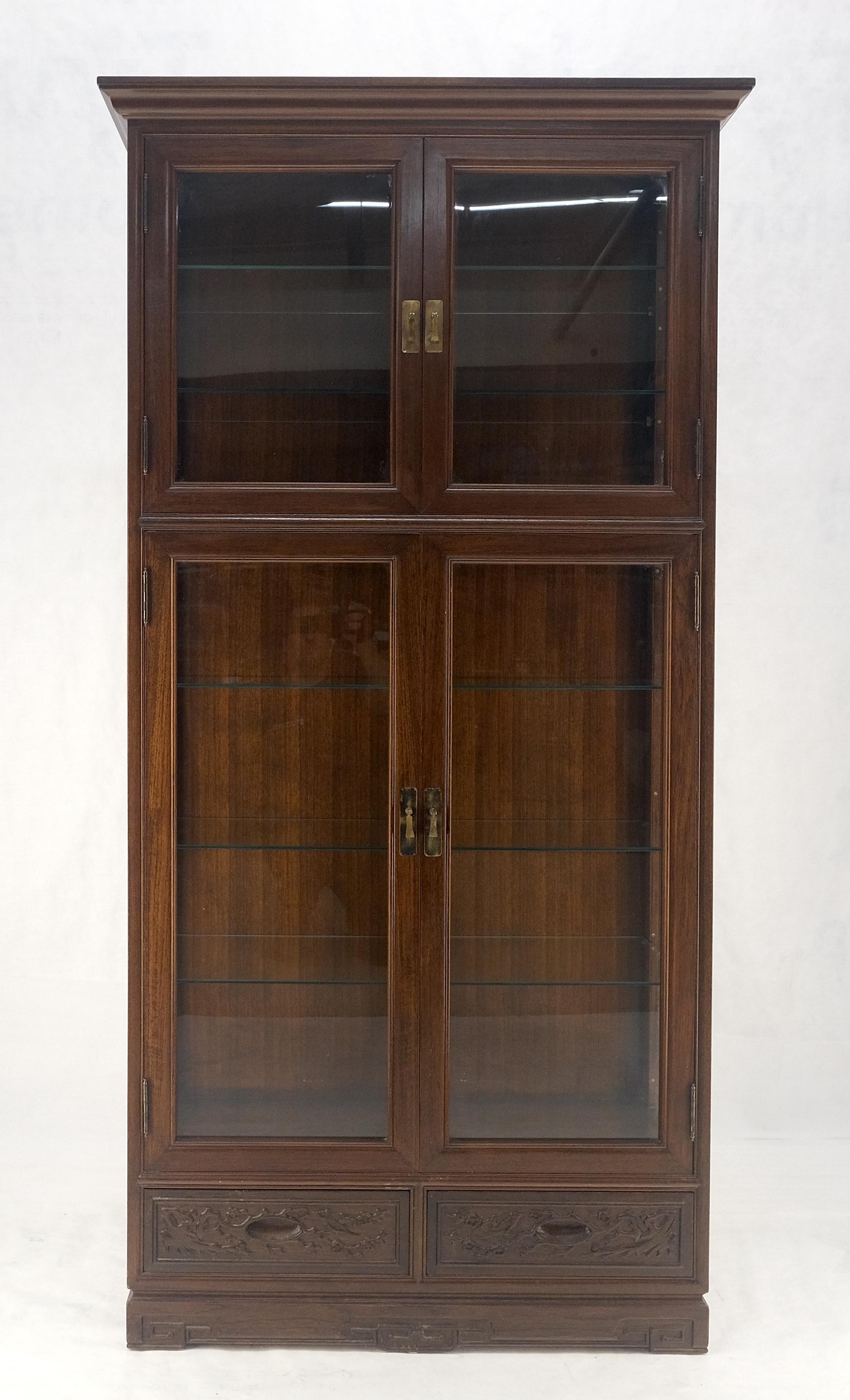 4 ante in teak intagliato 5 ripiani 2 cassetti in basso 72
