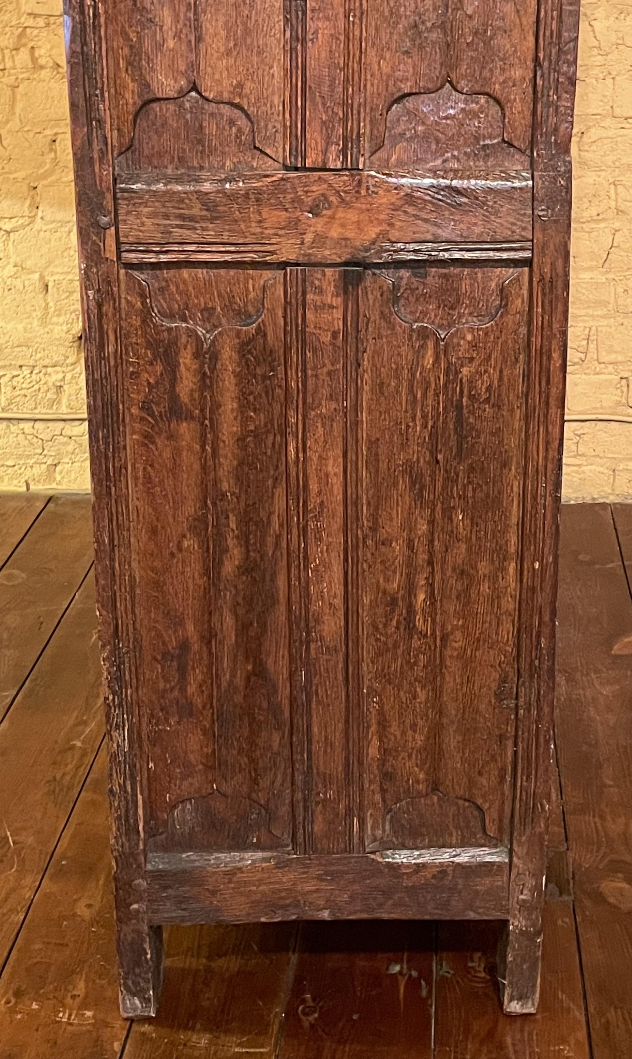 4 Doors Cupboard or Wardrobe Gothic Period in Oak, 15th Century For Sale 9