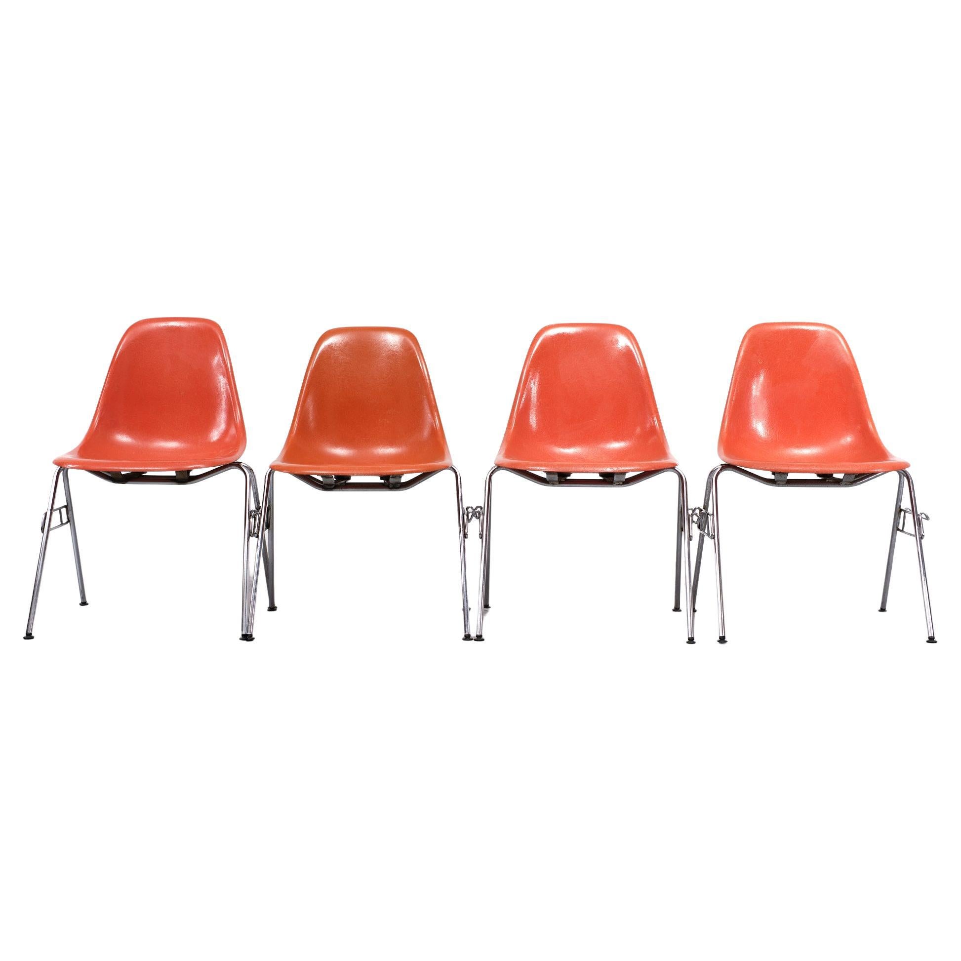 American 4 DSS Chairs Charles & Ray Eames for Herman Miller, 1974