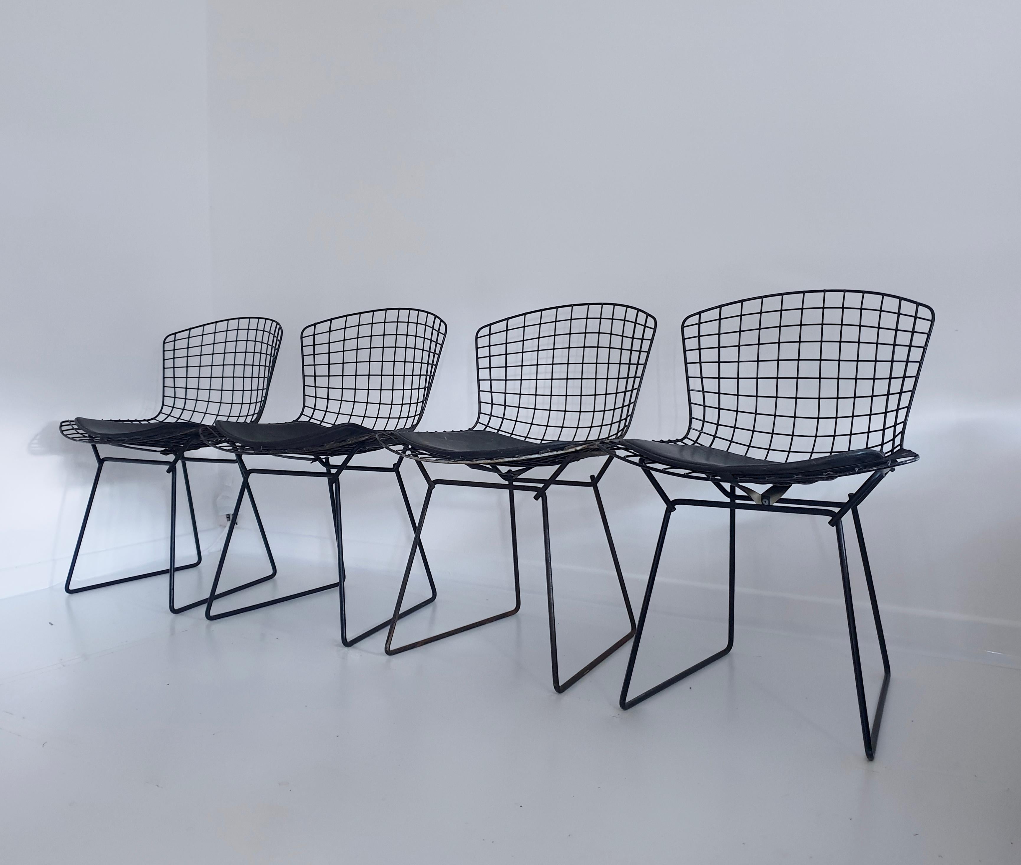 Mid-Century Modern 4 Early Production Midcentury Black Bertoia Side Chairs by Knoll, circa 1960