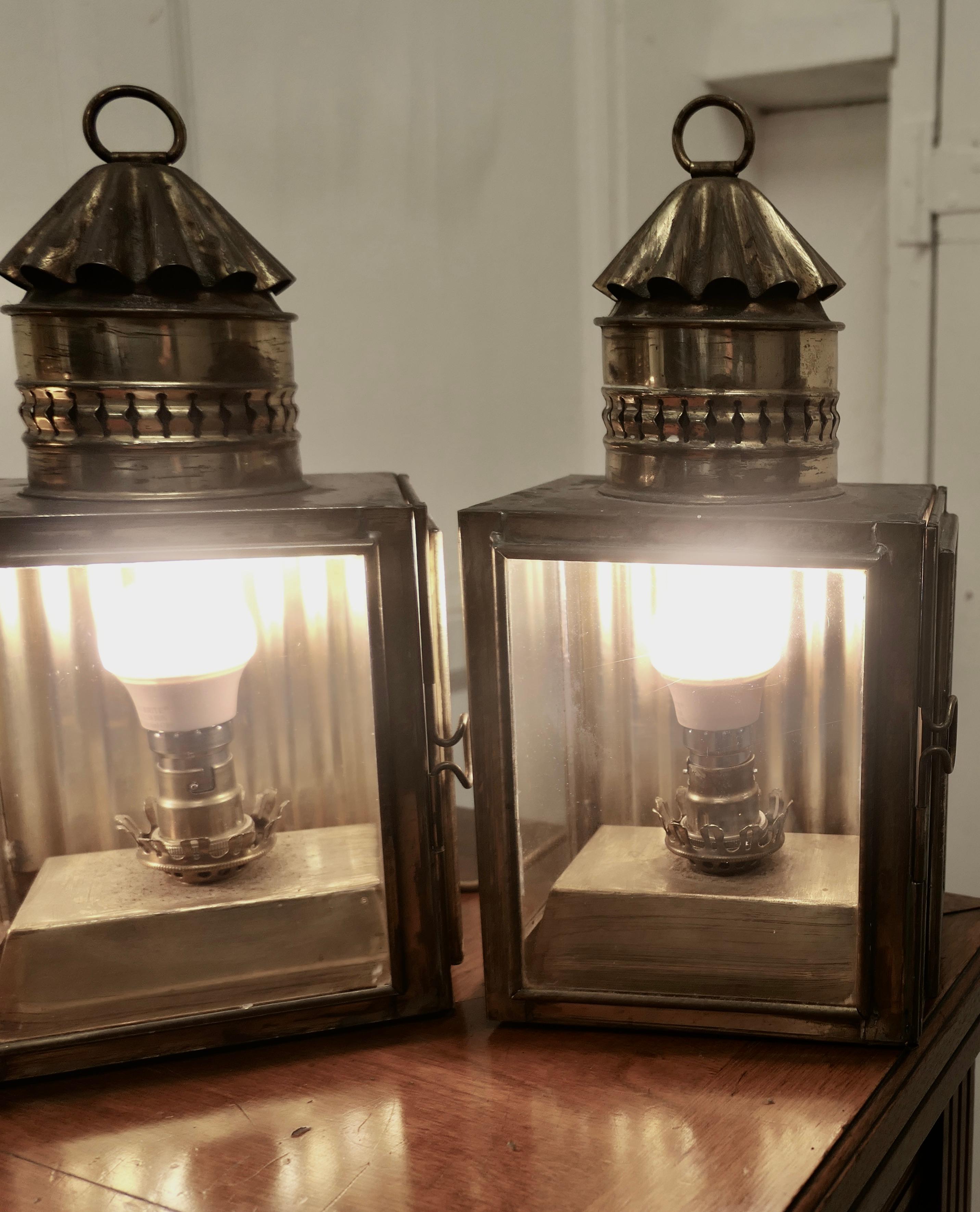 brass carriage lamps